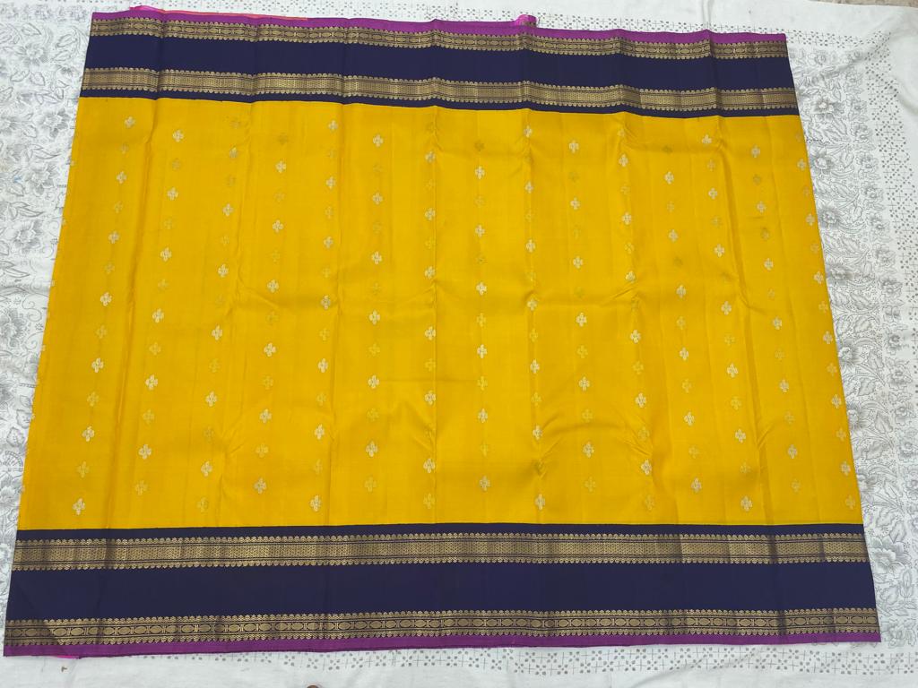 YELLOW / NAVY BLUE  GADWAL PATTU SAREE