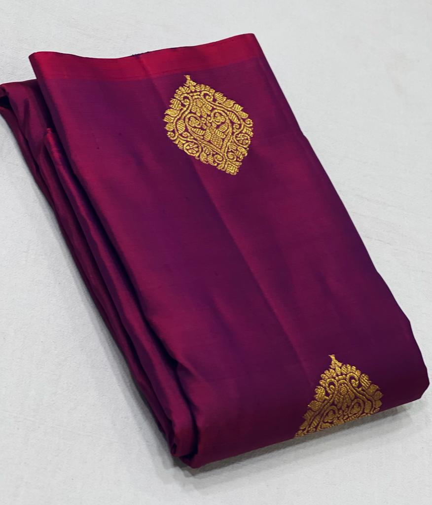 MAGENTA PINK BORDERLESS SAREE