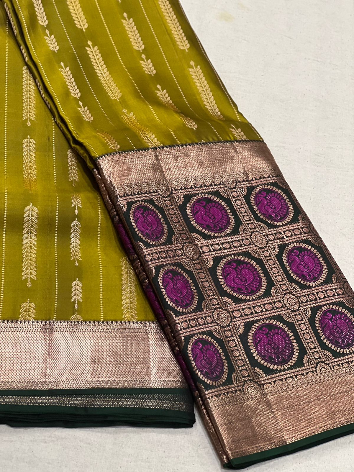 MEHENDI GREEN / GREEN KANCHI SAREE