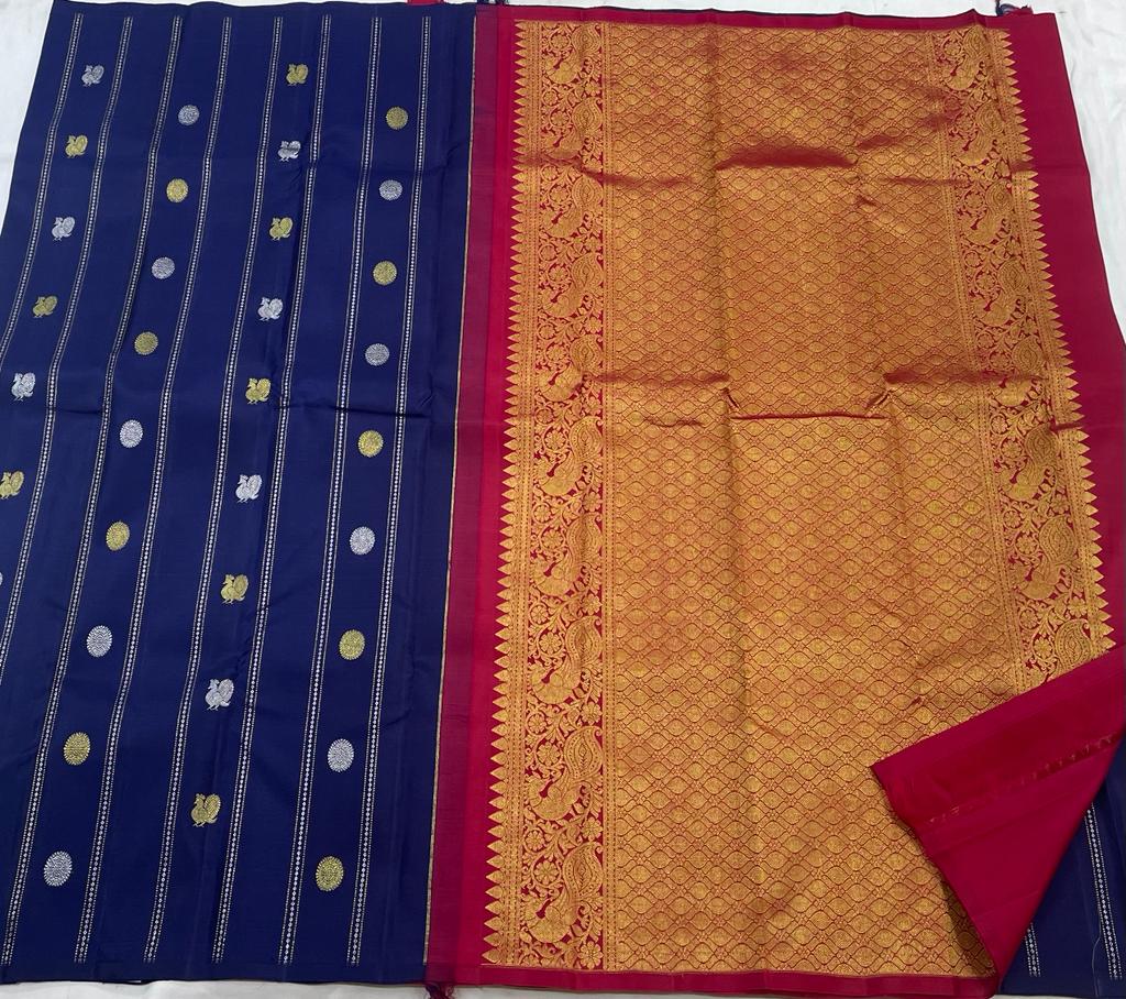 NAVY BLUE / PINKISH RED BORDERLESS SAREE