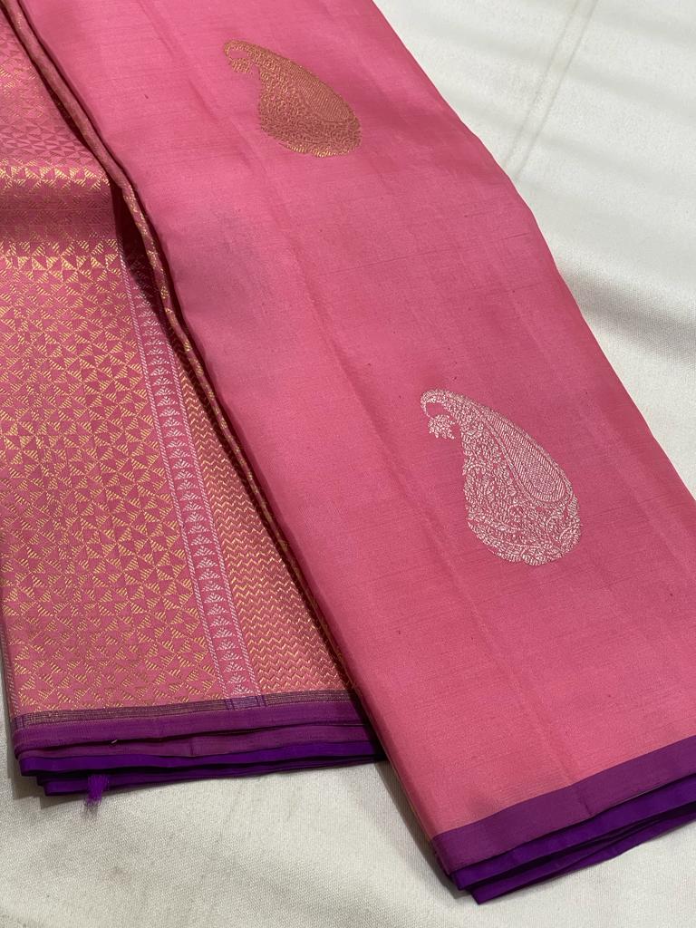 PEACH PINK / PURPLE  BORDERLESS SAREE