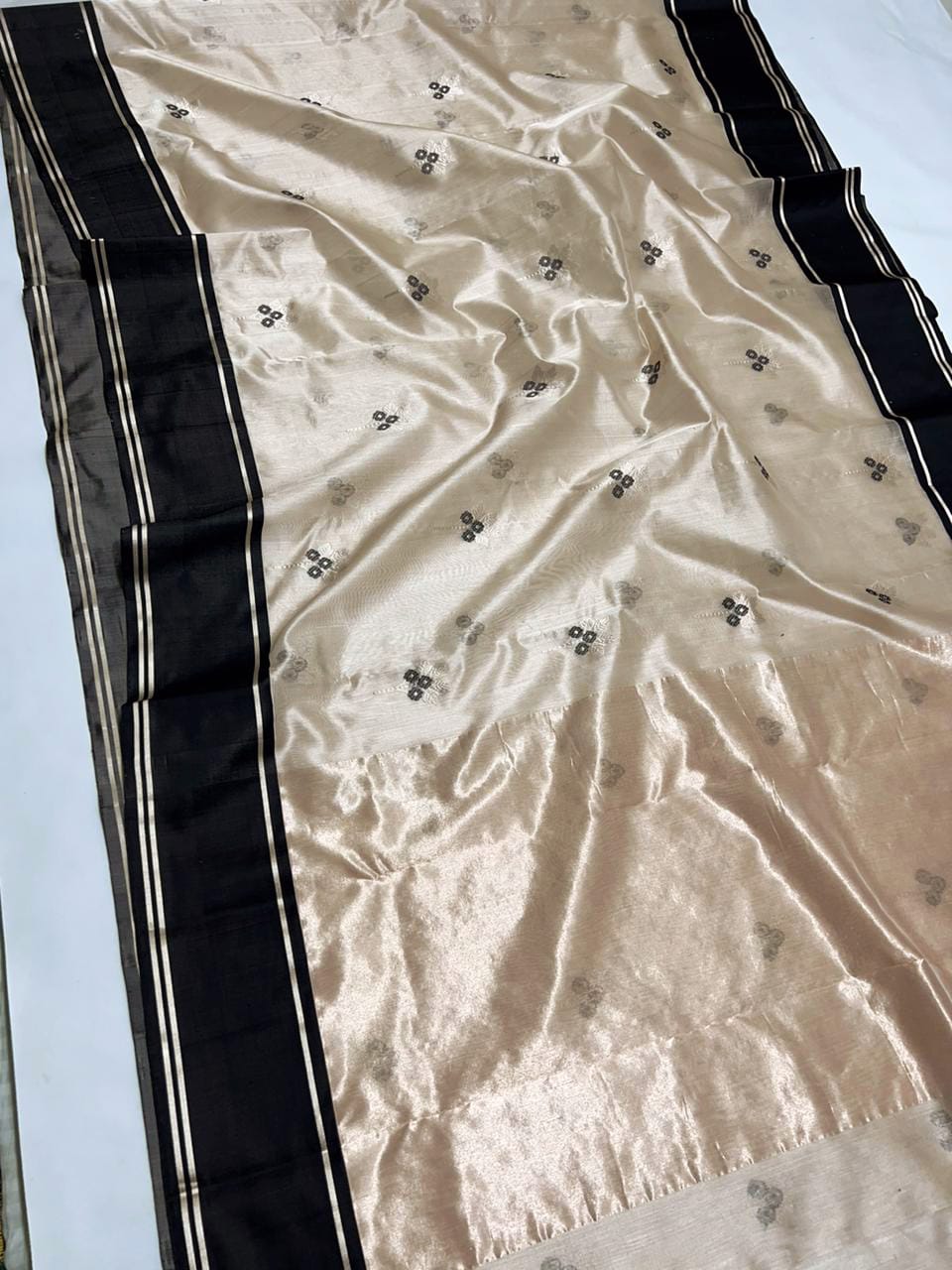 BEIGE / BLACK CHANDERI SAREE