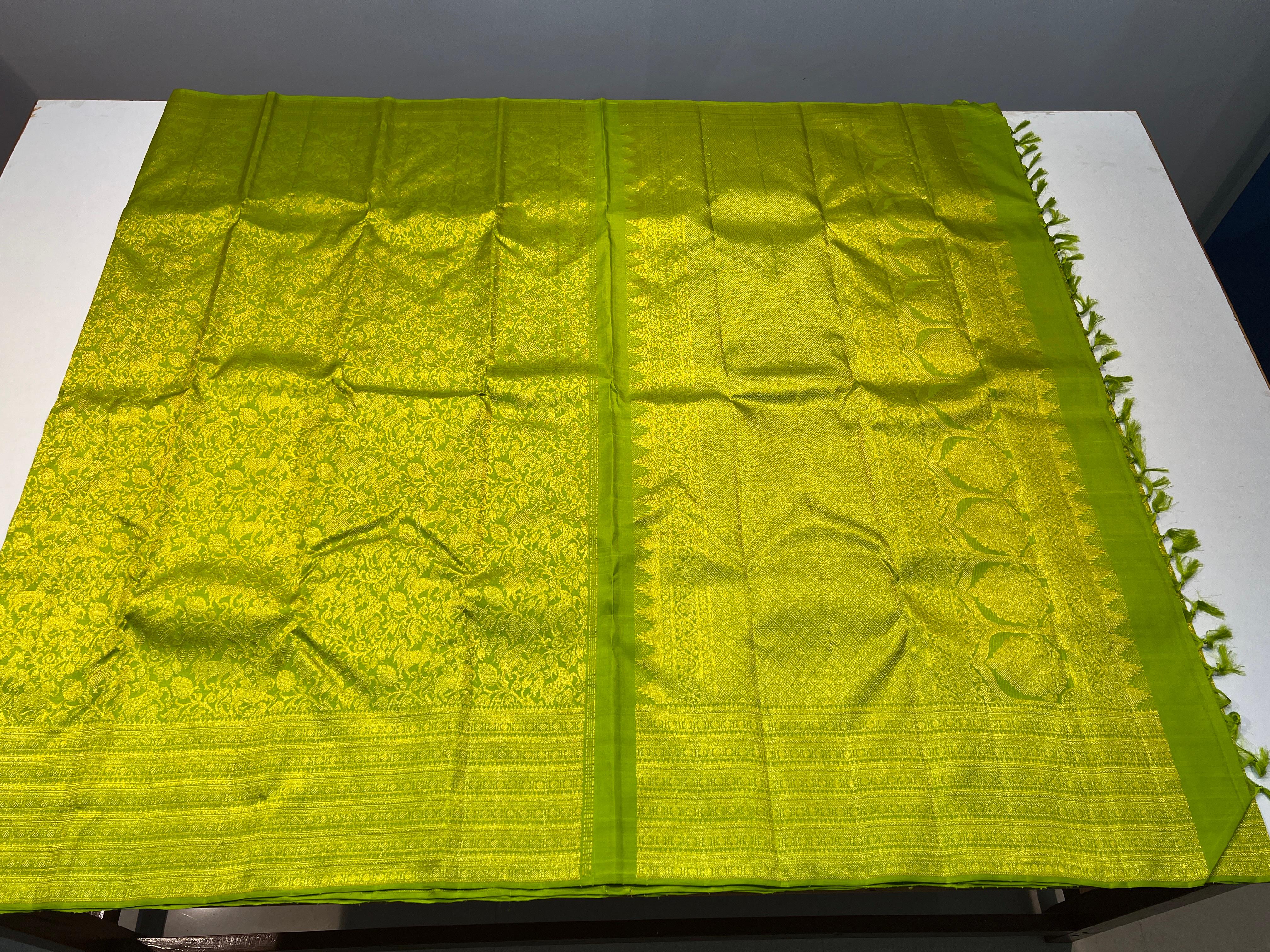 PARROT GREEN  KANCHI SAREE