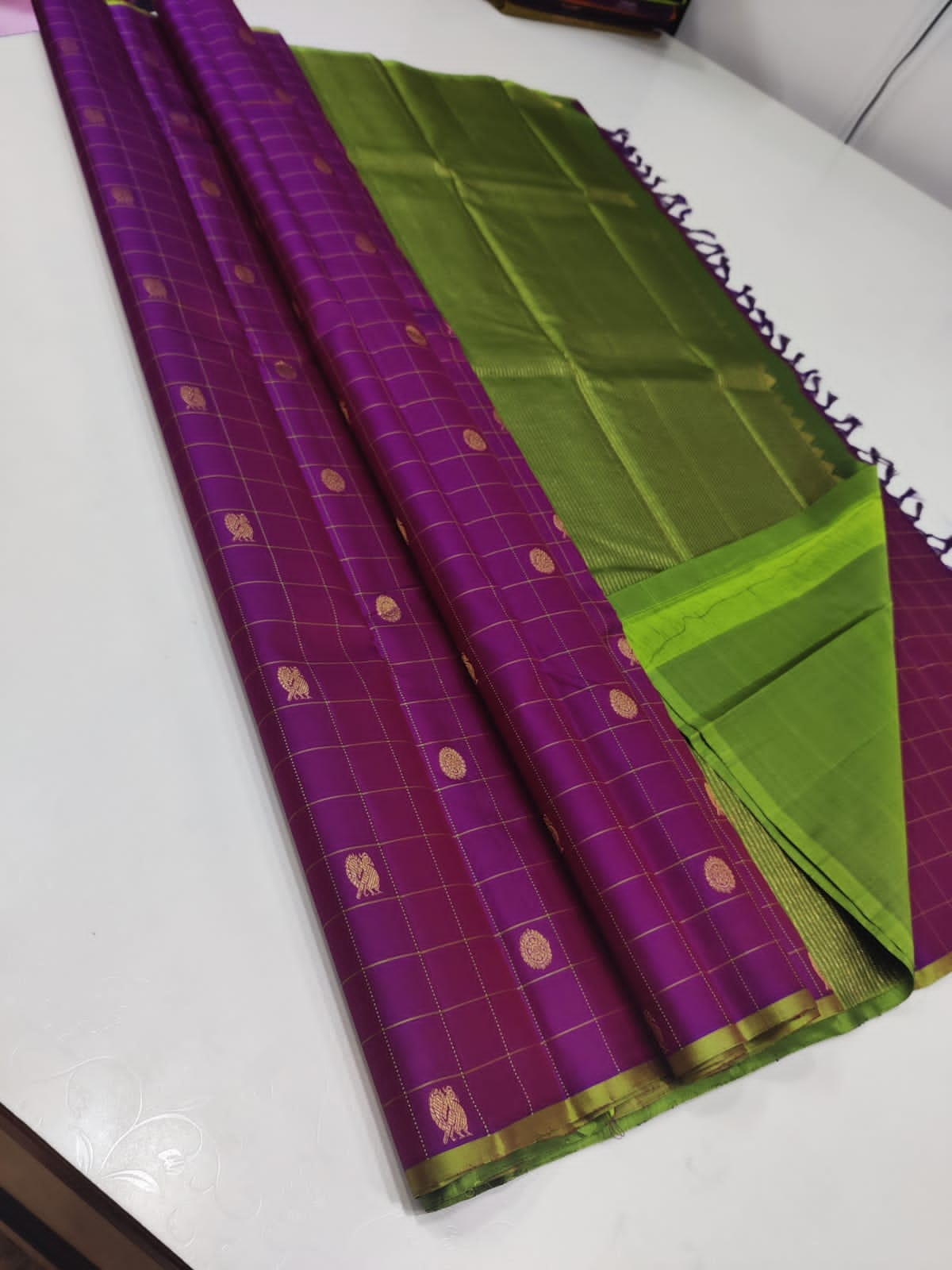 CHECKS BORDERLESS SAREE