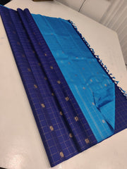 CHECKS BORDERLESS SAREE