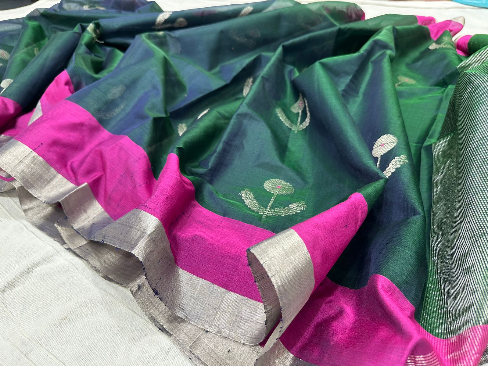 PEACOCK BLUE / PINK CHANDERI SAREE