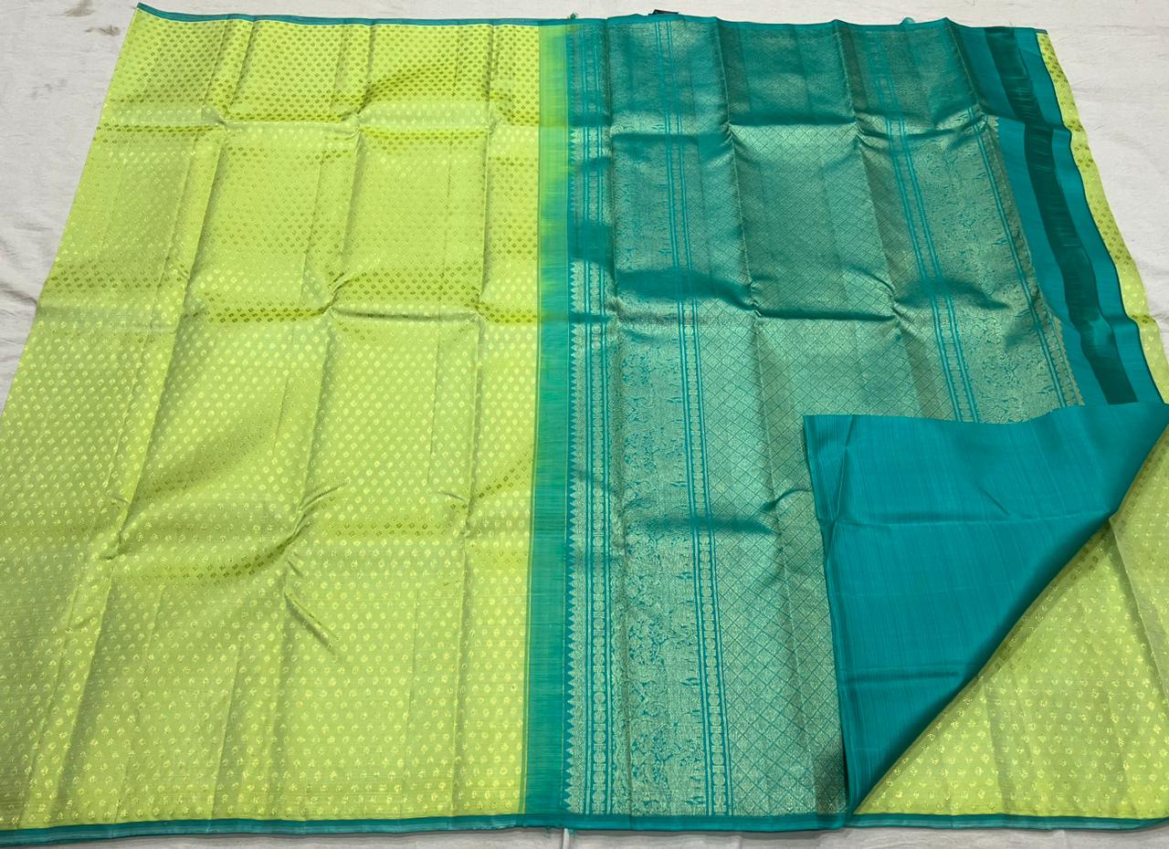 PISTA GREEN BORDERLESS SAREE