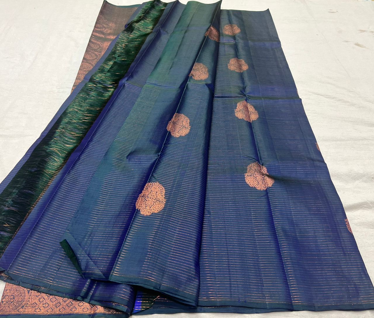 BLUE ZARI STRIPS / BUTTIS BORDERLESS SAREE