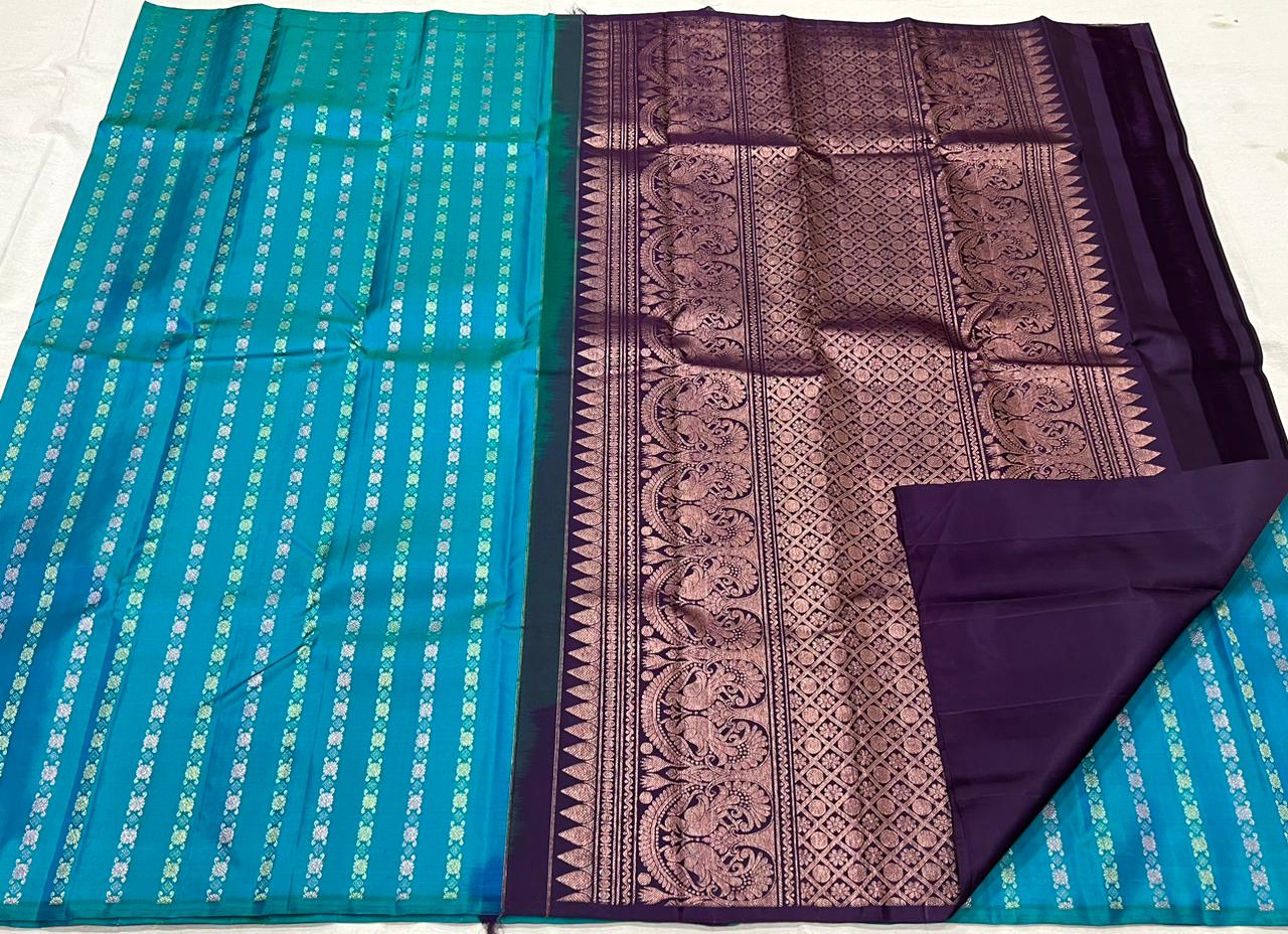 BLUE  BORDERLESS SAREE