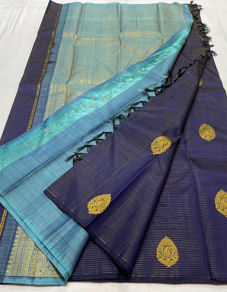 NAVY BLUE ZARI LINE BORDERLESS SAREE