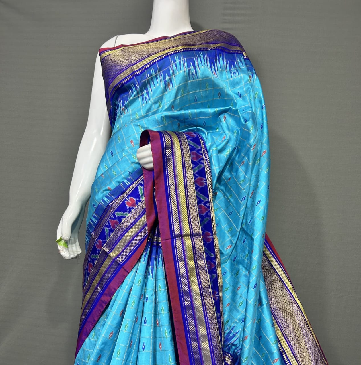 CONTRAST BORDER IKAT SILK SAREES