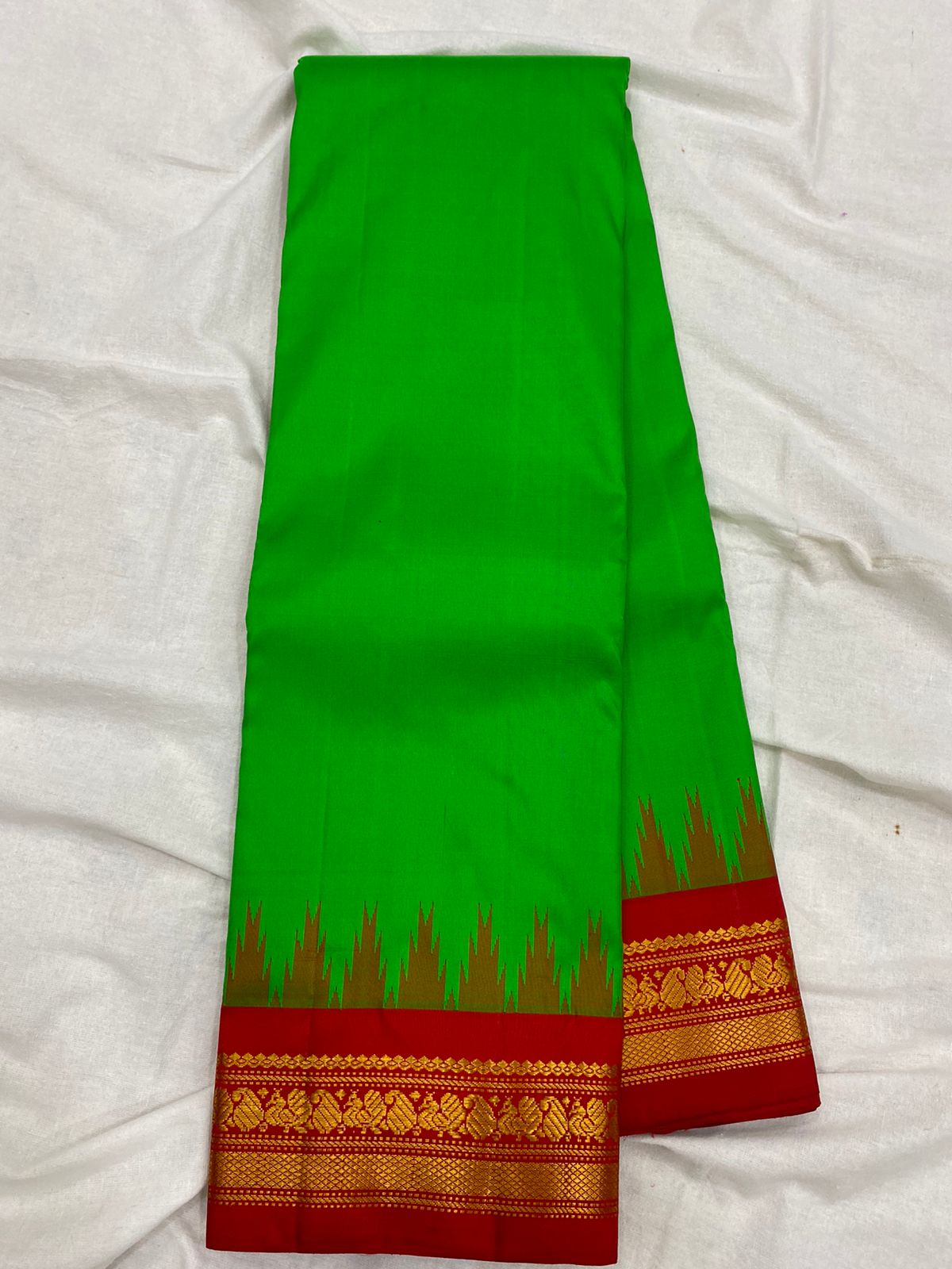 GREEN /RED TEMPLE  SILK SAREE