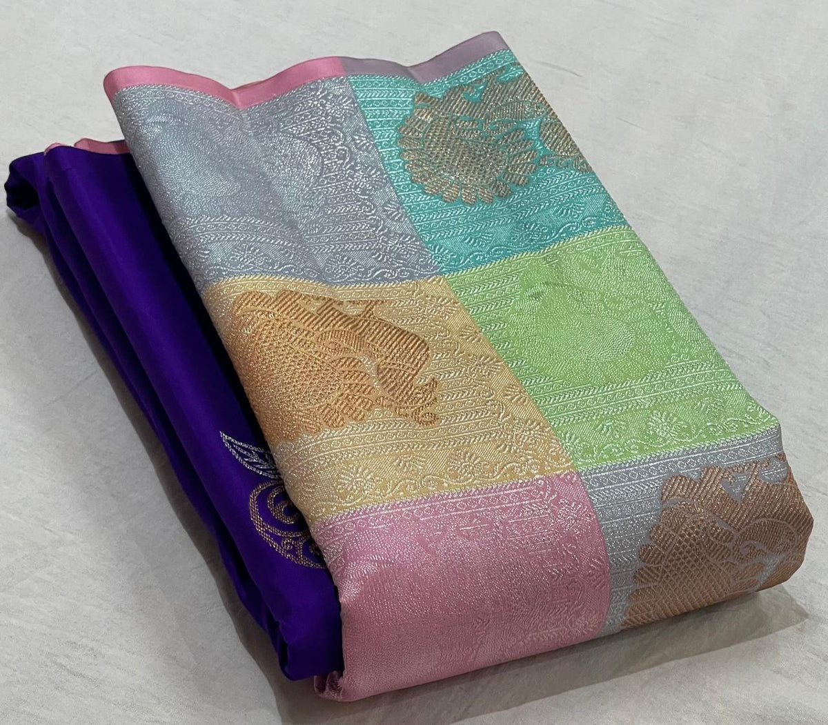 VOILET/MULTI COLOUR  KANCHI SILK SAREE