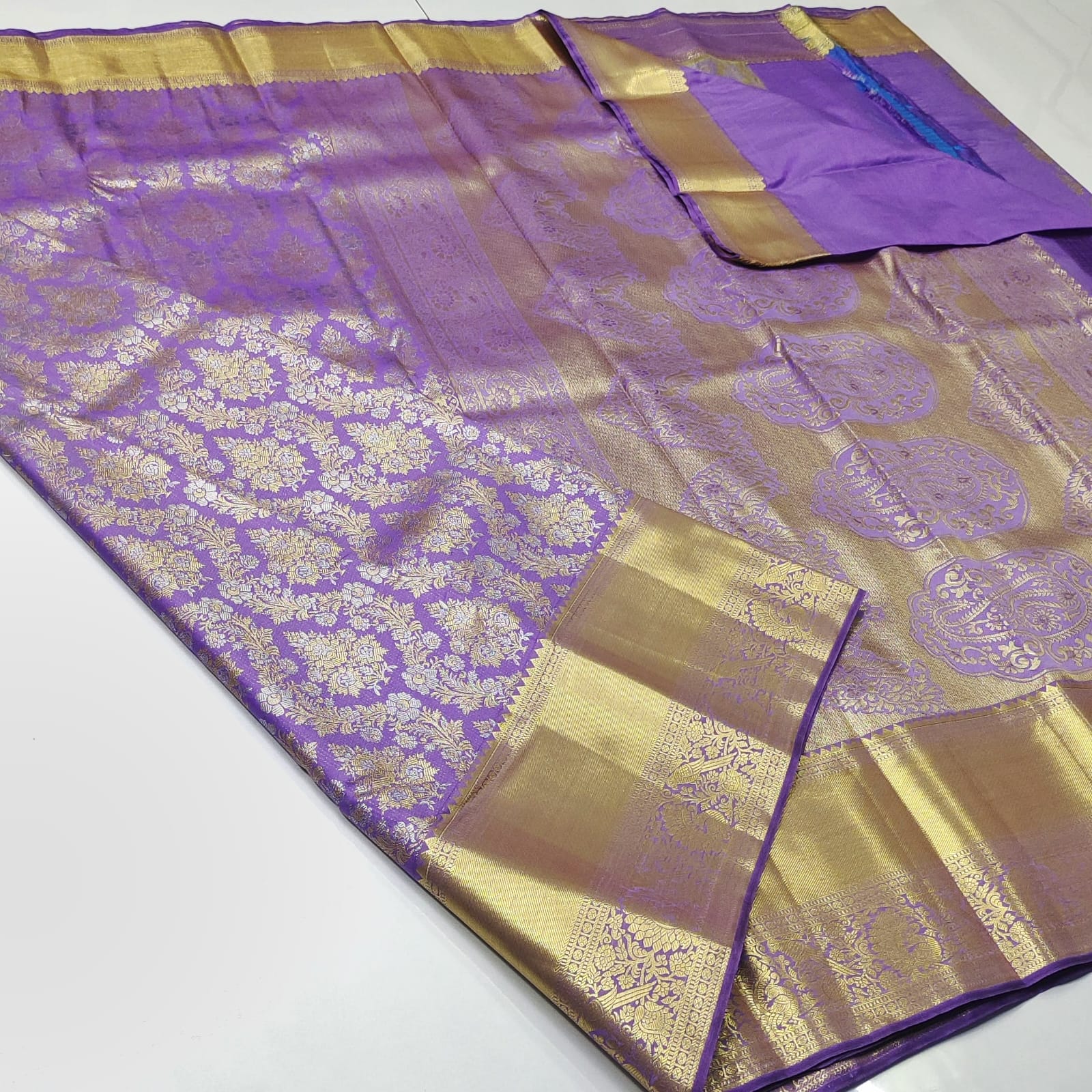 LAVENDER   COLOUR COMBITION PURE KANCHI SILK SAREE