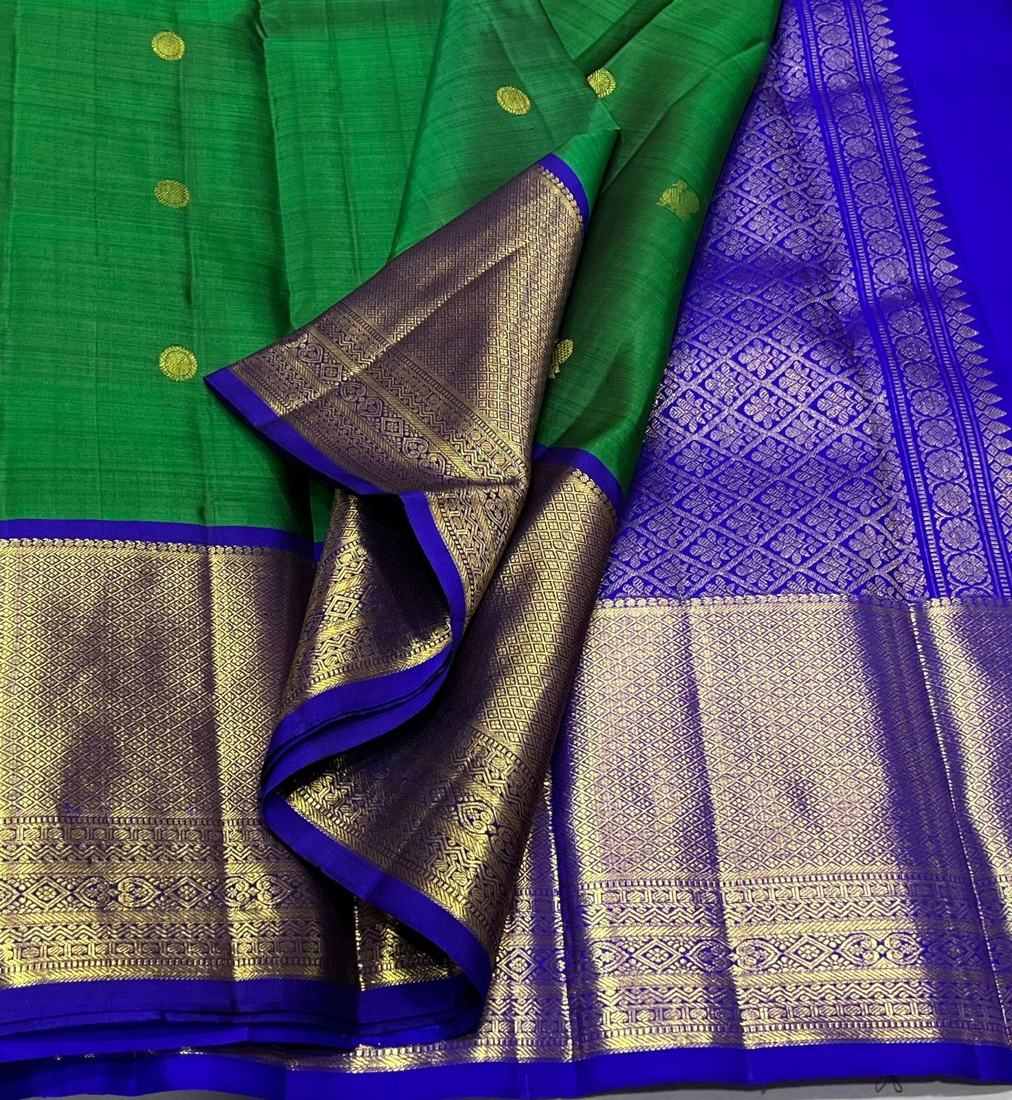 GREEN/ROYAL BLUE  COLOUR COMBITION PURE KANCHI SILK SAREE