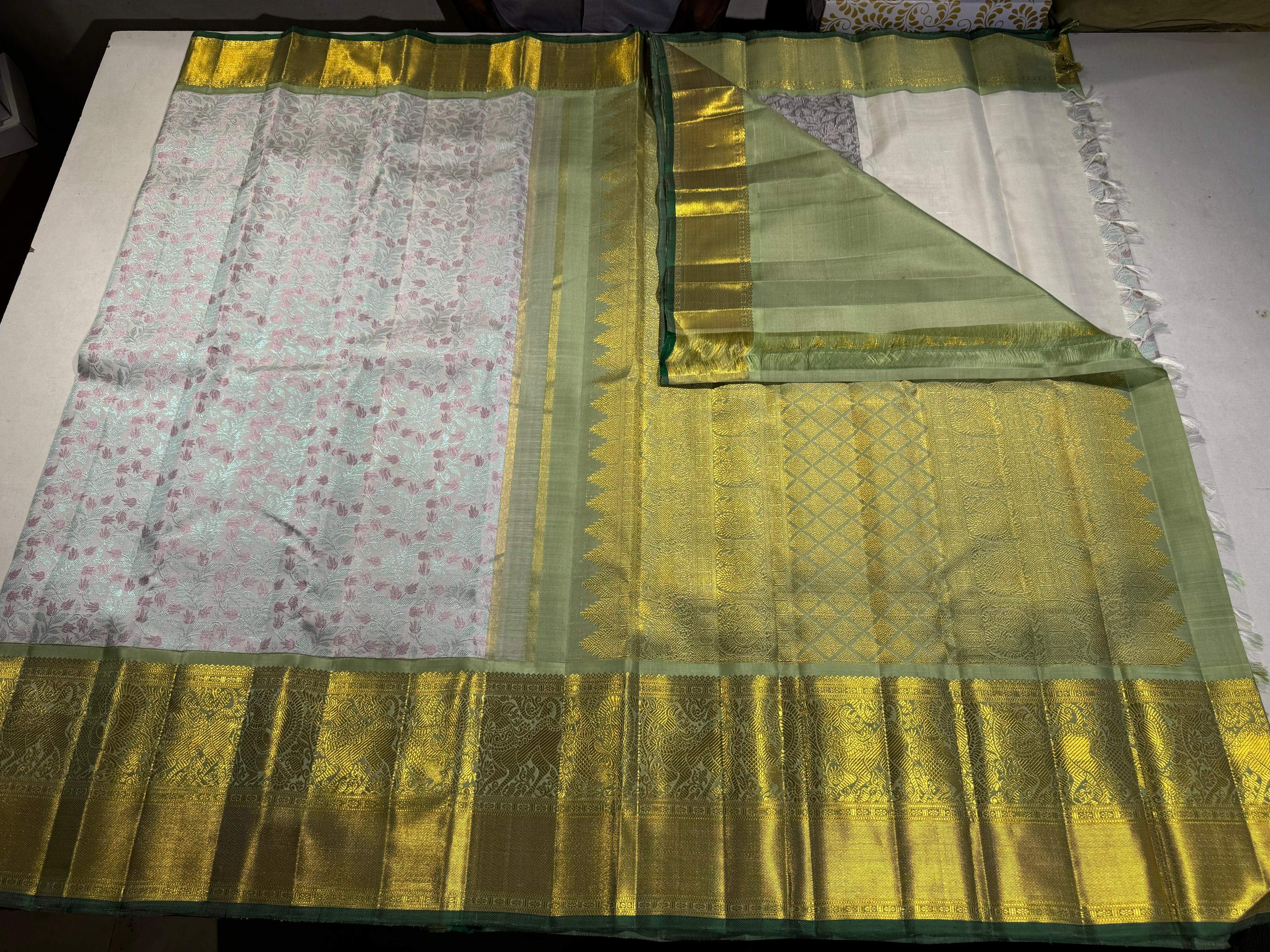 HALF WHITE/MINT YELAKA GREEN  WITH ZARI  KANCHI SILK SAREE