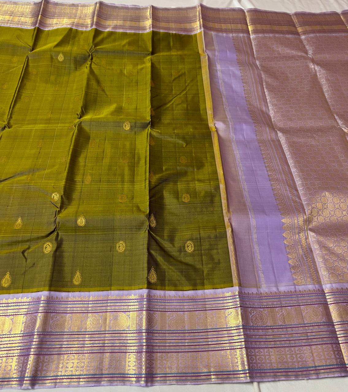 MEHANDI GREEN/LAVENDER BORDER COLOUR COMBITION PURE KANCHI SILK SAREE