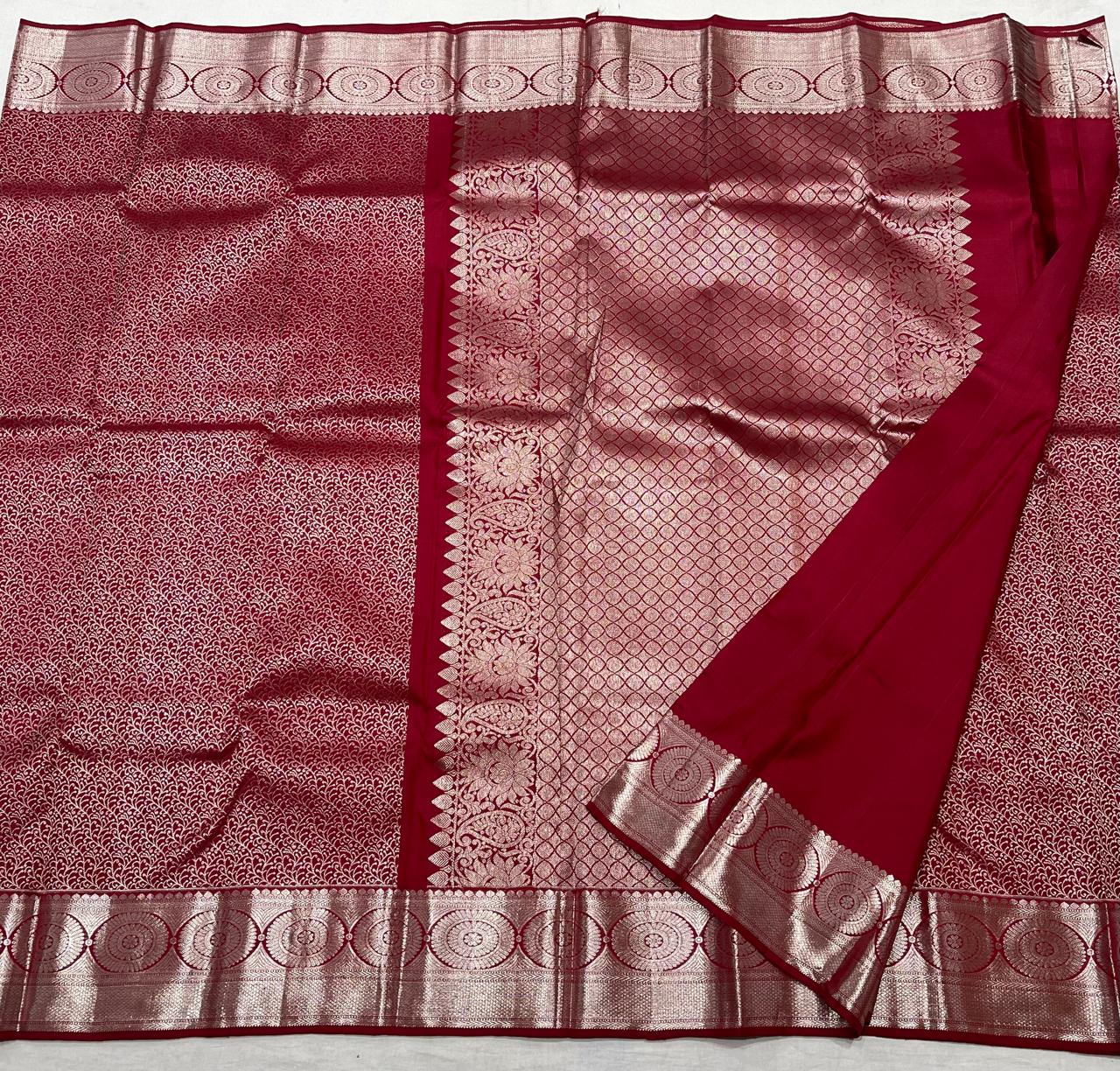 MAROON/GOLD  BORDER COLOUR COMBITION PURE KANCHI SILK SAREE