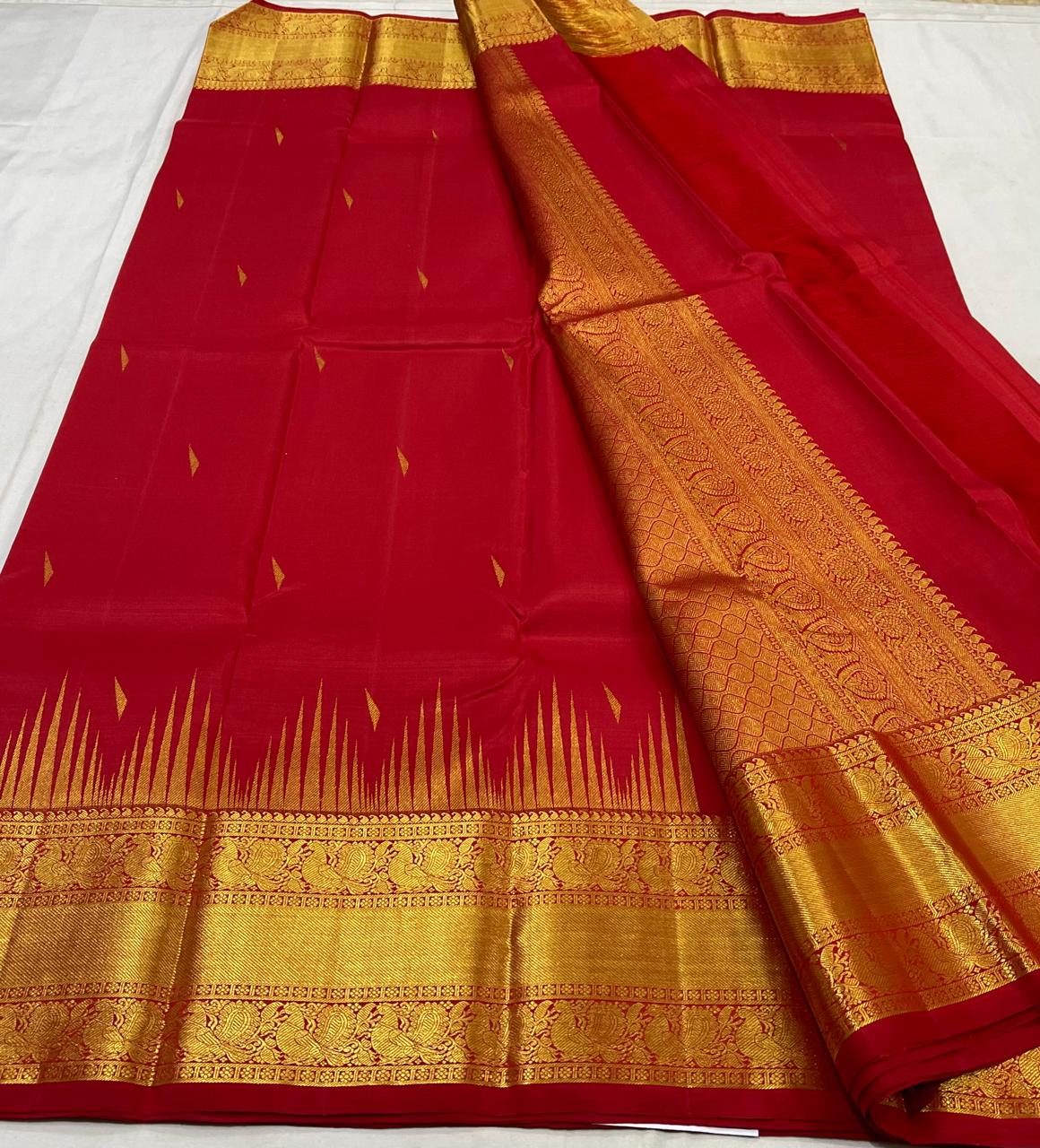 RED/GOLD  BORDER COLOUR COMBITION PURE KANCHI SILK SAREE