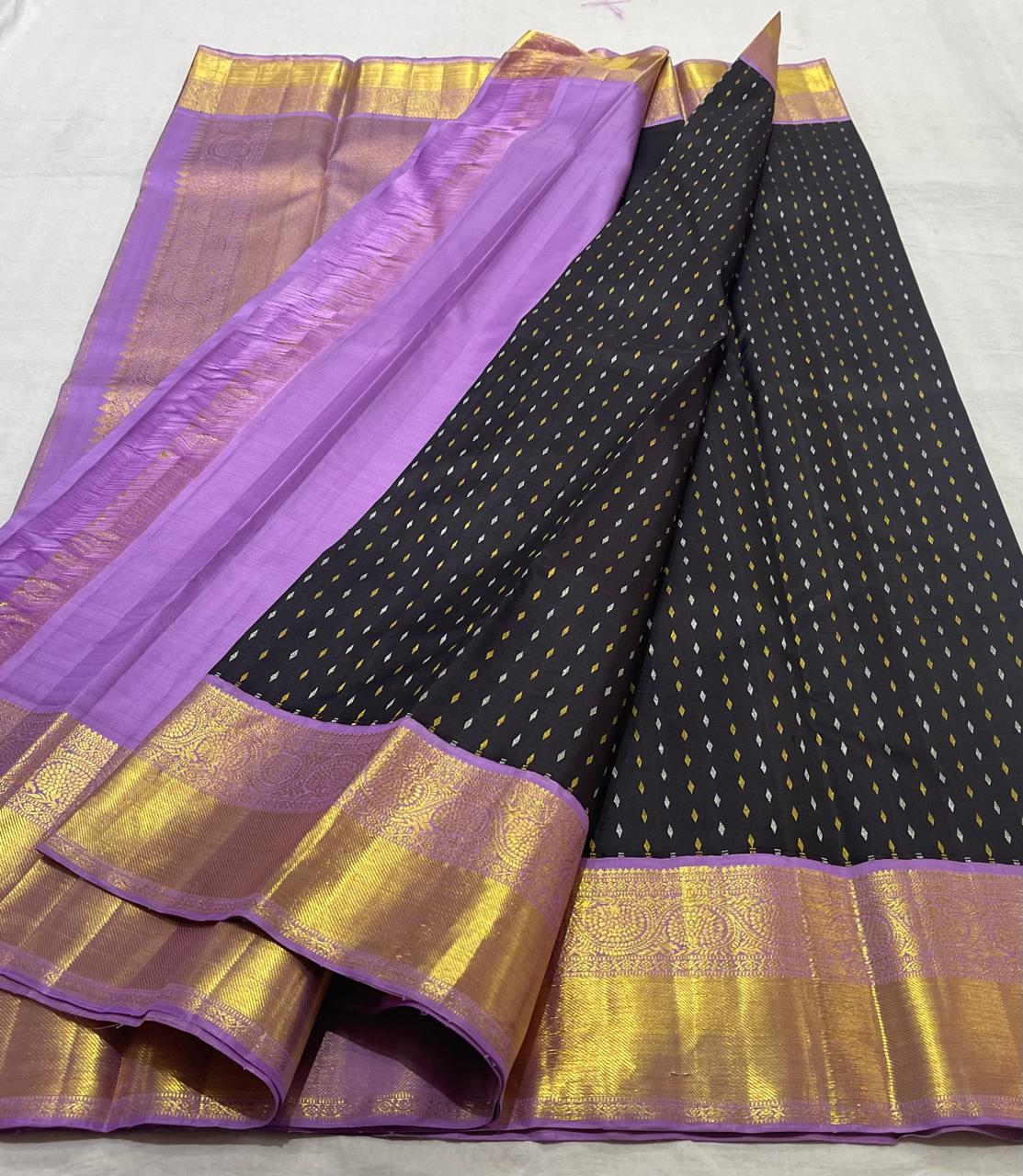 BLACK/LILAC COMBITION PURE KANCHI SILK SAREE