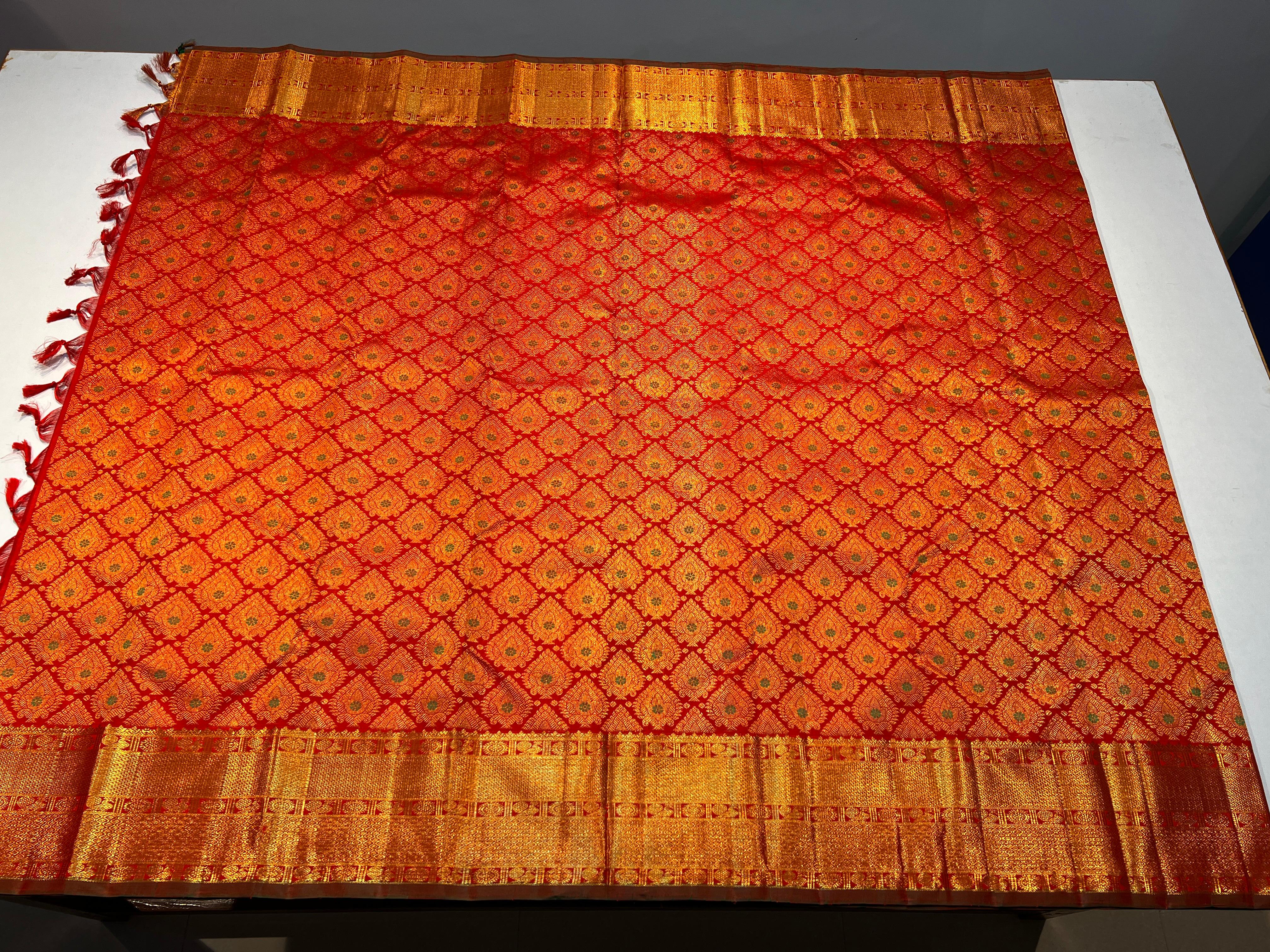 CHILLI RED COLOUR  ZARI BORDER COMBITION PURE KANCHI SILK SAREE