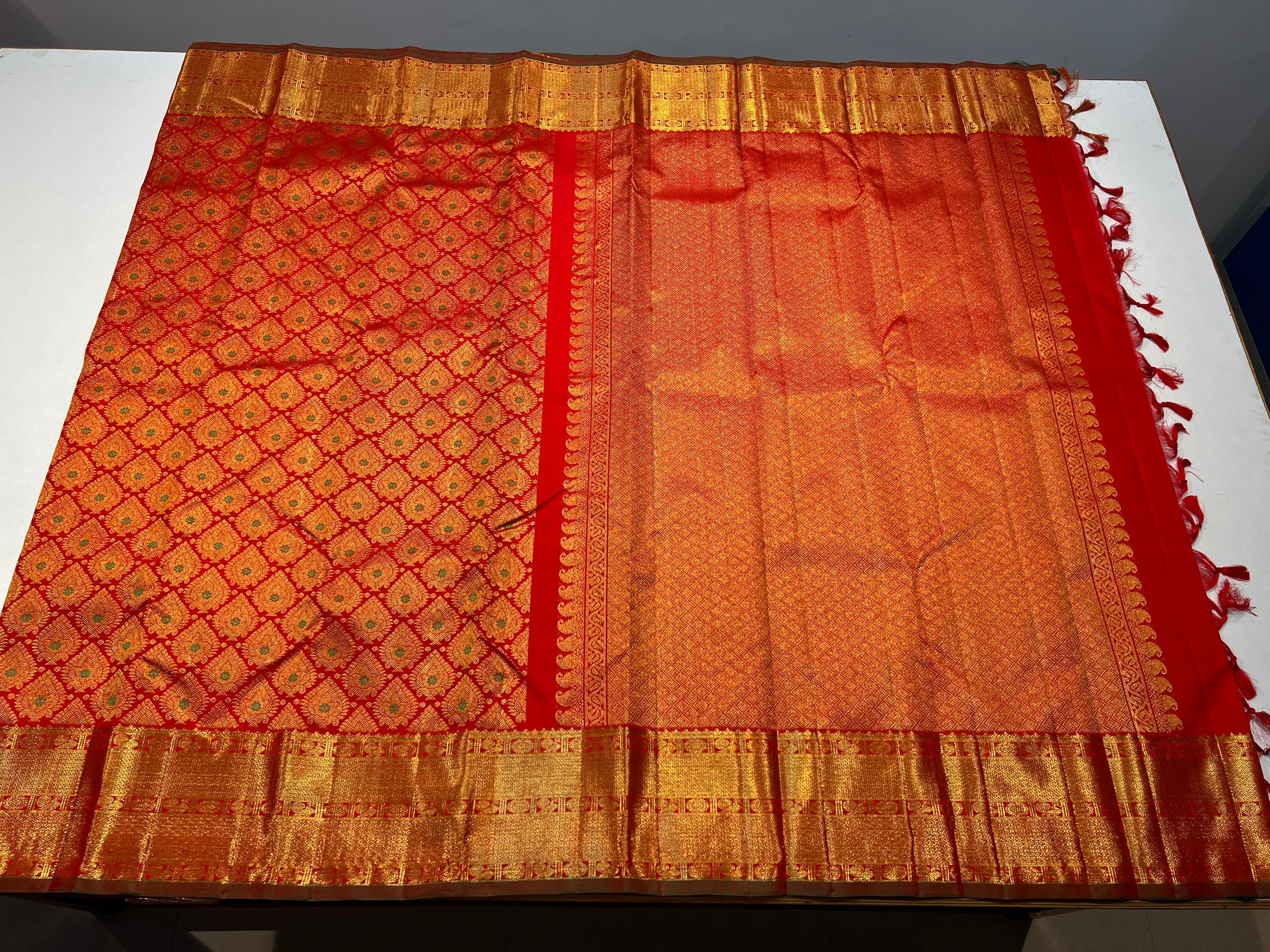 CHILLI RED COLOUR  ZARI BORDER COMBITION PURE KANCHI SILK SAREE