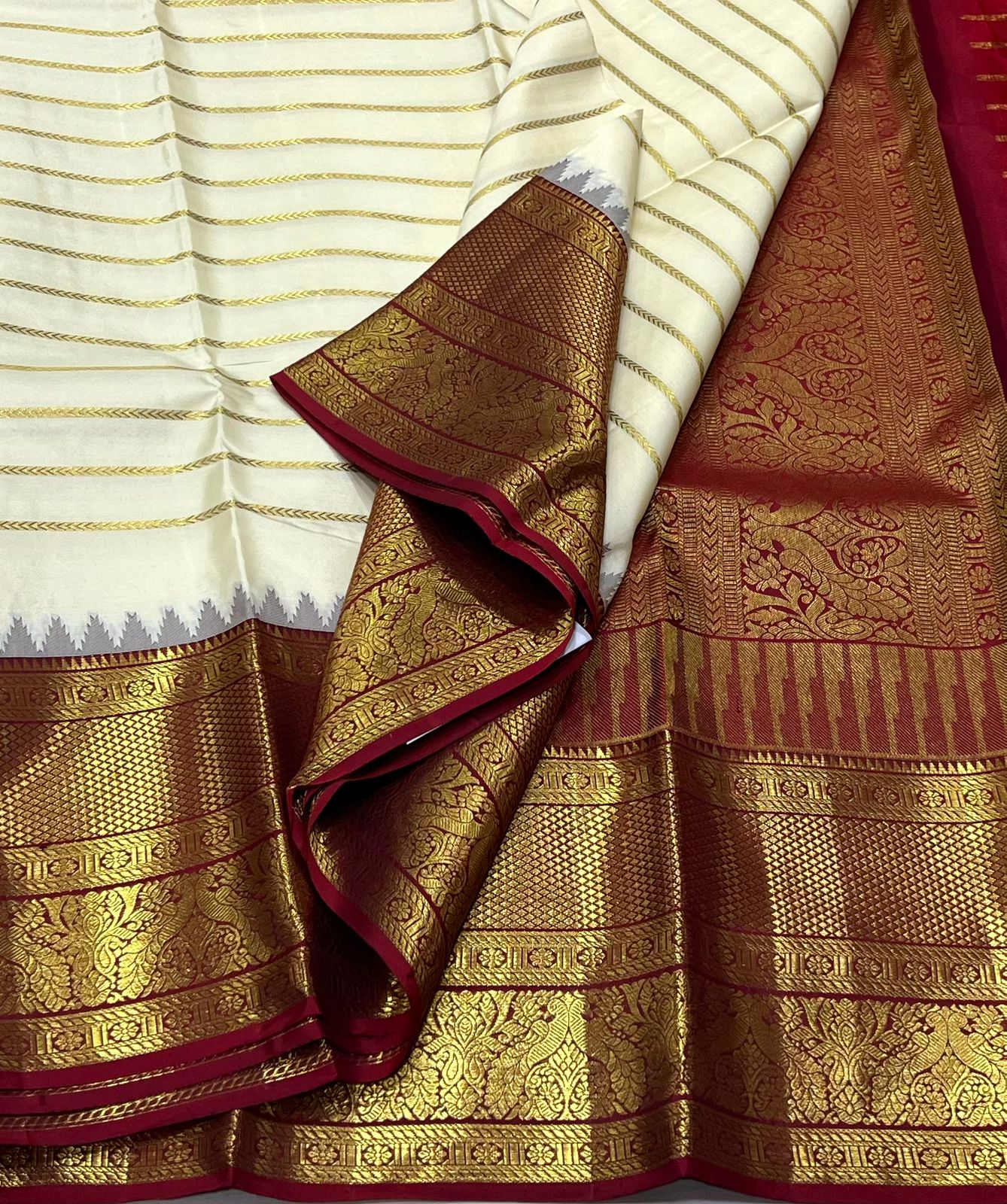 CREAM/MAROON  BORDER COMBITION PURE KANCHI SILK SAREE