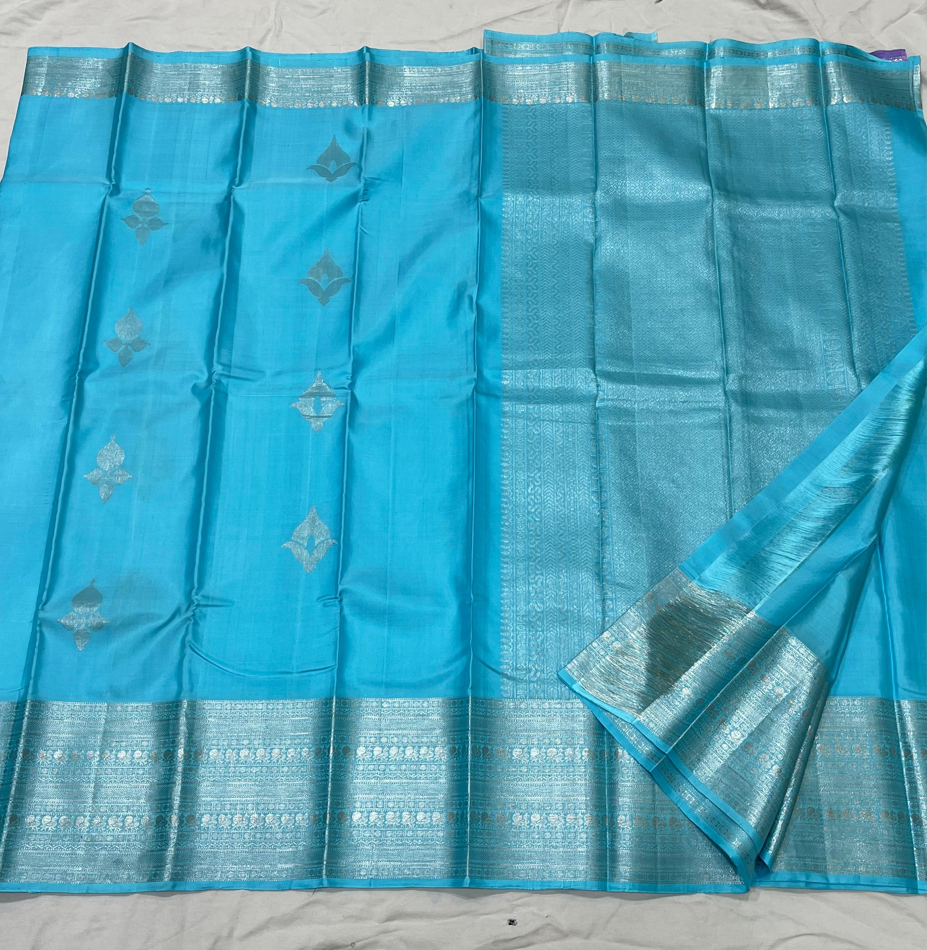 SKY BLUE  BORDER COMBITION PURE KANCHI SILK SAREE