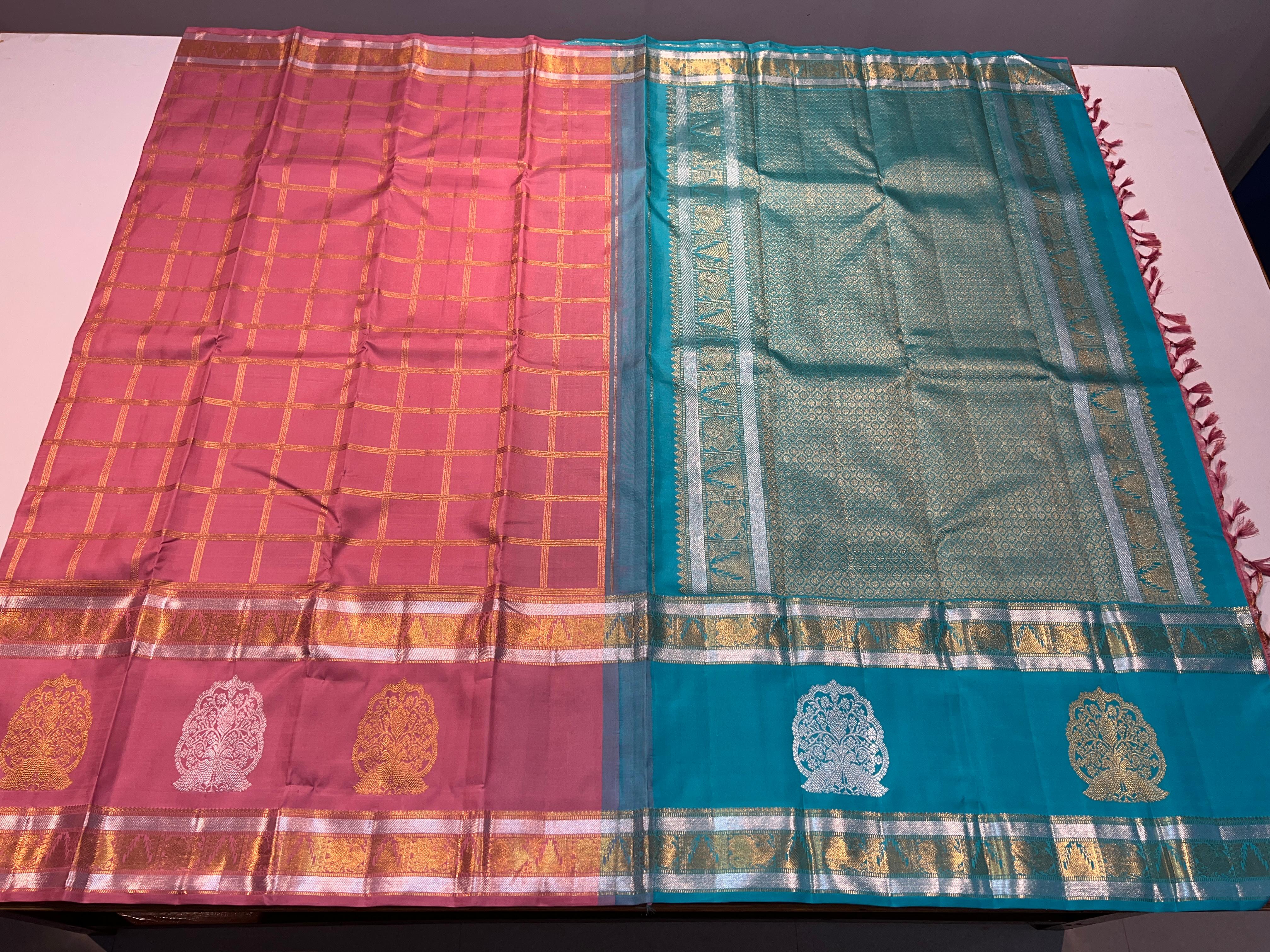 ONION PINK/PASTEL BLUE COLOUR  ZARI BORDER COMBITION PURE KANCHI SILK SAREE