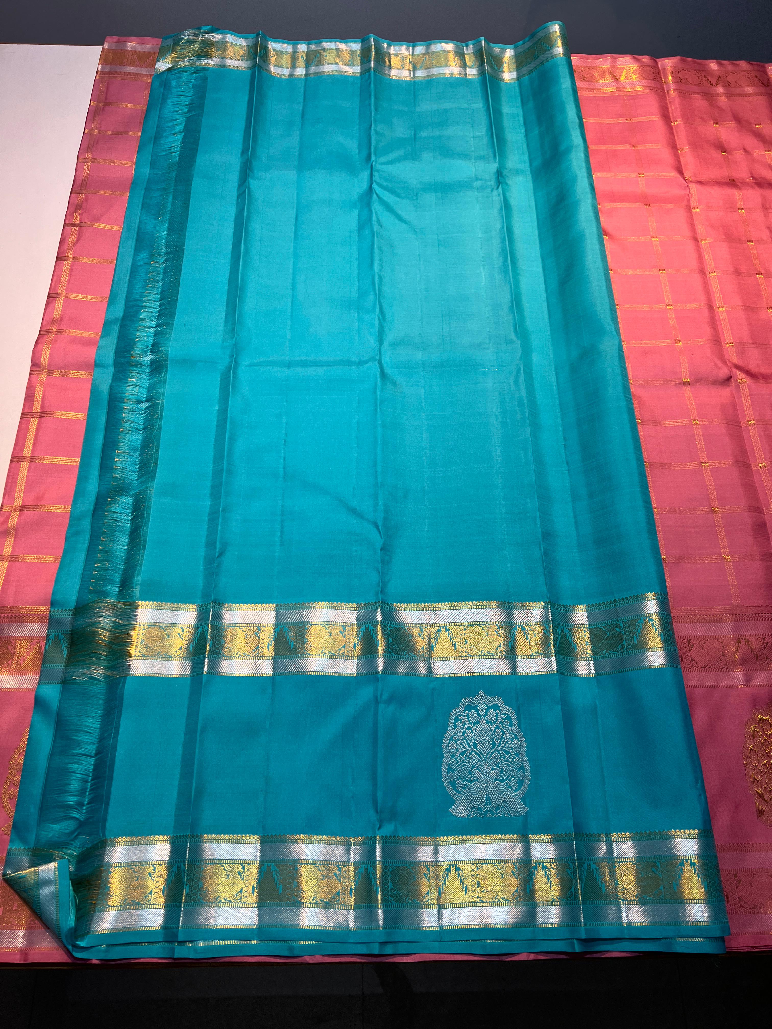 ONION PINK/PASTEL BLUE COLOUR  ZARI BORDER COMBITION PURE KANCHI SILK SAREE