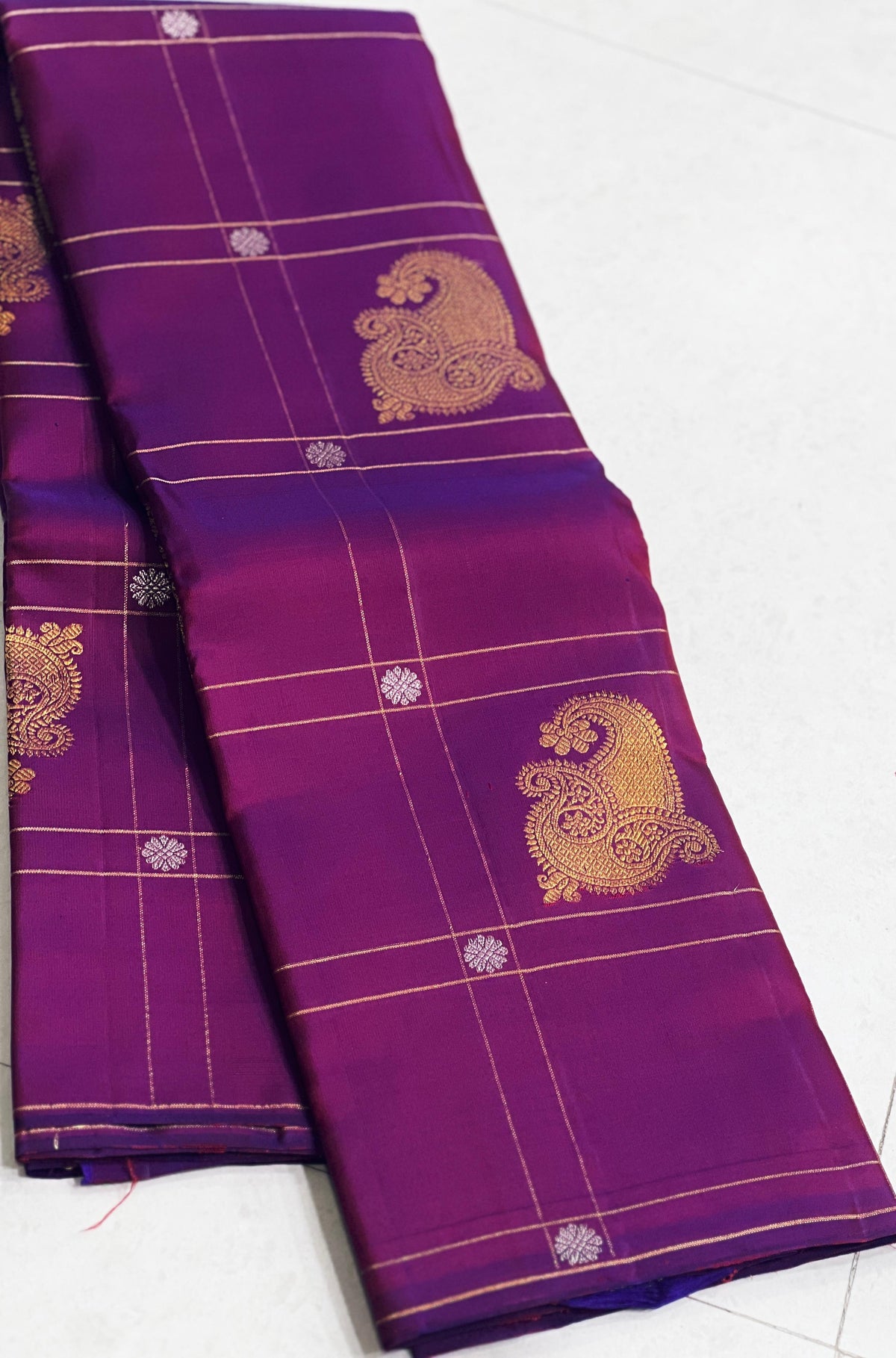 PURPLE BORDERLESS SAREE