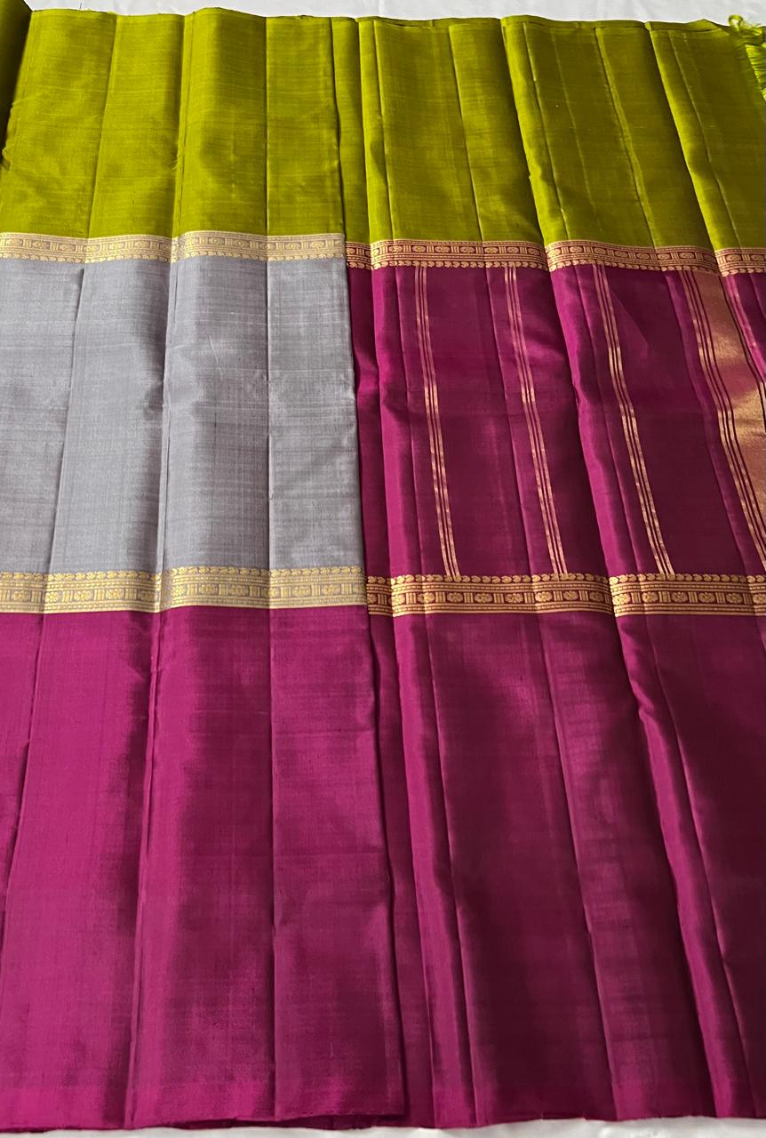 GREY/MAGENTA PINK/GREEN  COLOUR  ZARI BORDER COMBITION PURE KANCHI SILK SAREE