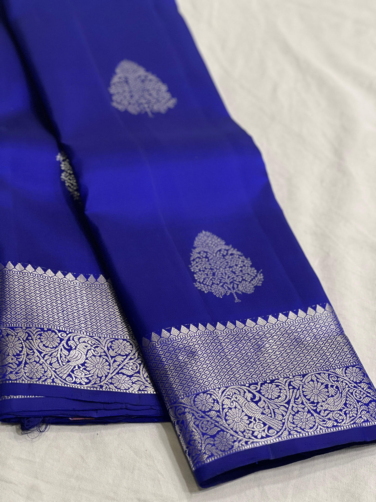 ROYAL BLUE  BORDER COMBITION PURE KANCHI SILK SAREE