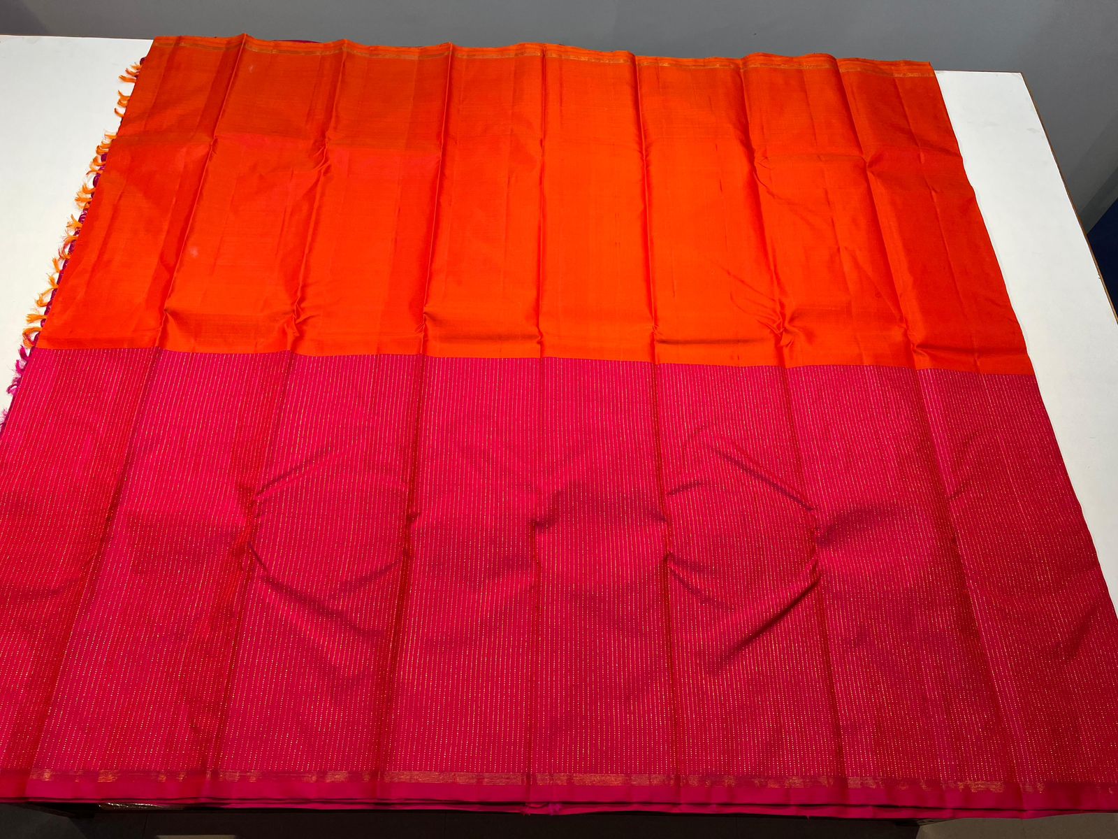 MAGENTA PINK/LITE ORANGE  COLOUR  ZARI BORDER COMBITION PURE KANCHI SILK SAREE