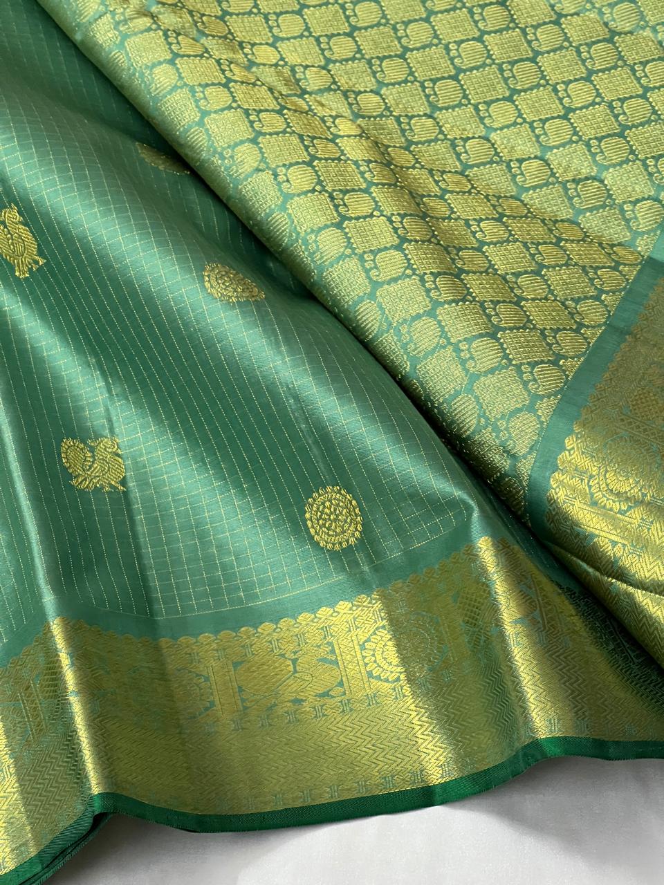 LITE GREEN BORDER COMBITION PURE KANCHI SILK SAREE