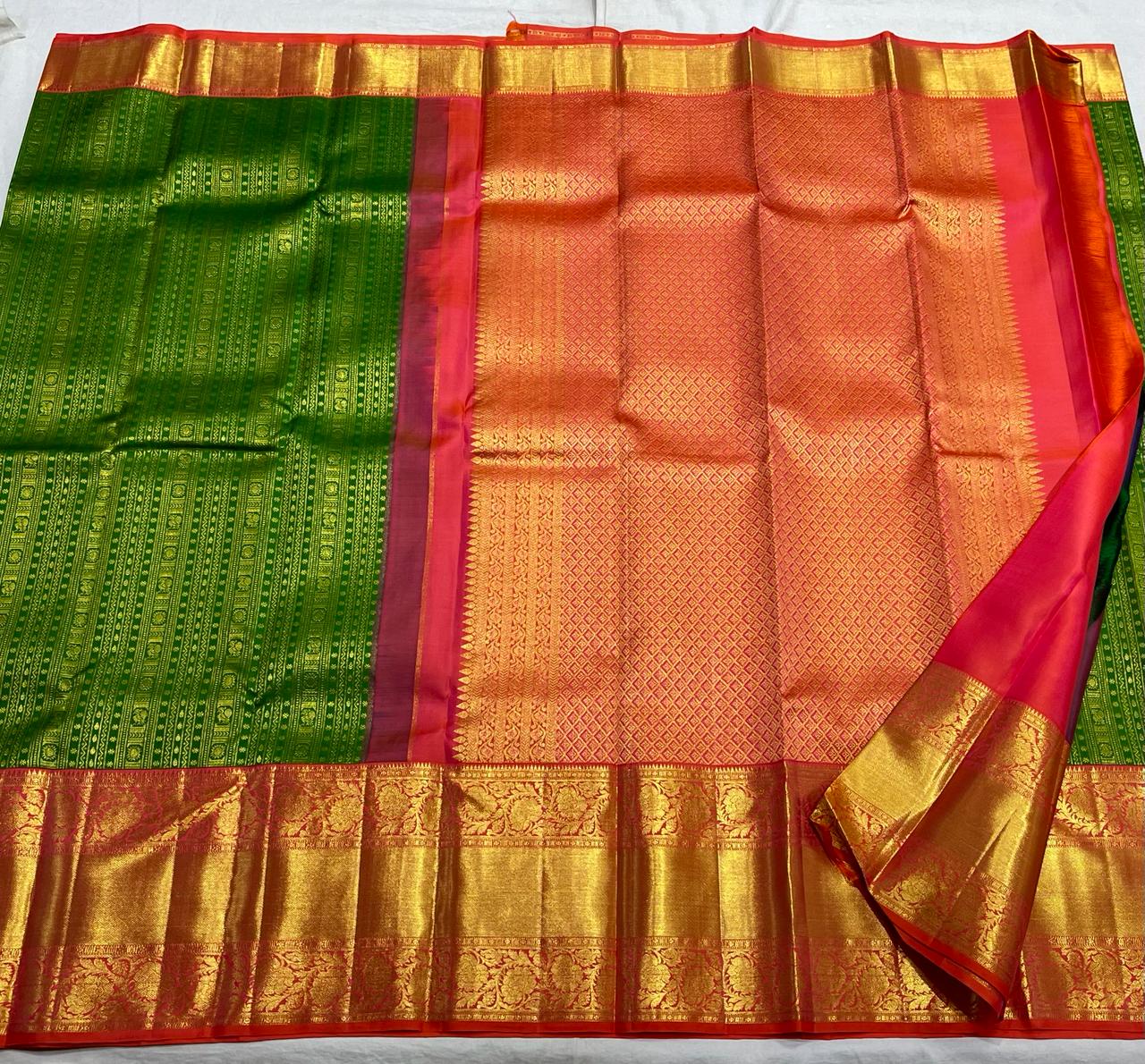 PARROT GREEN/LITE ORANGE COLOUR  ZARI BORDER COMBITION PURE KANCHI SILK SAREE