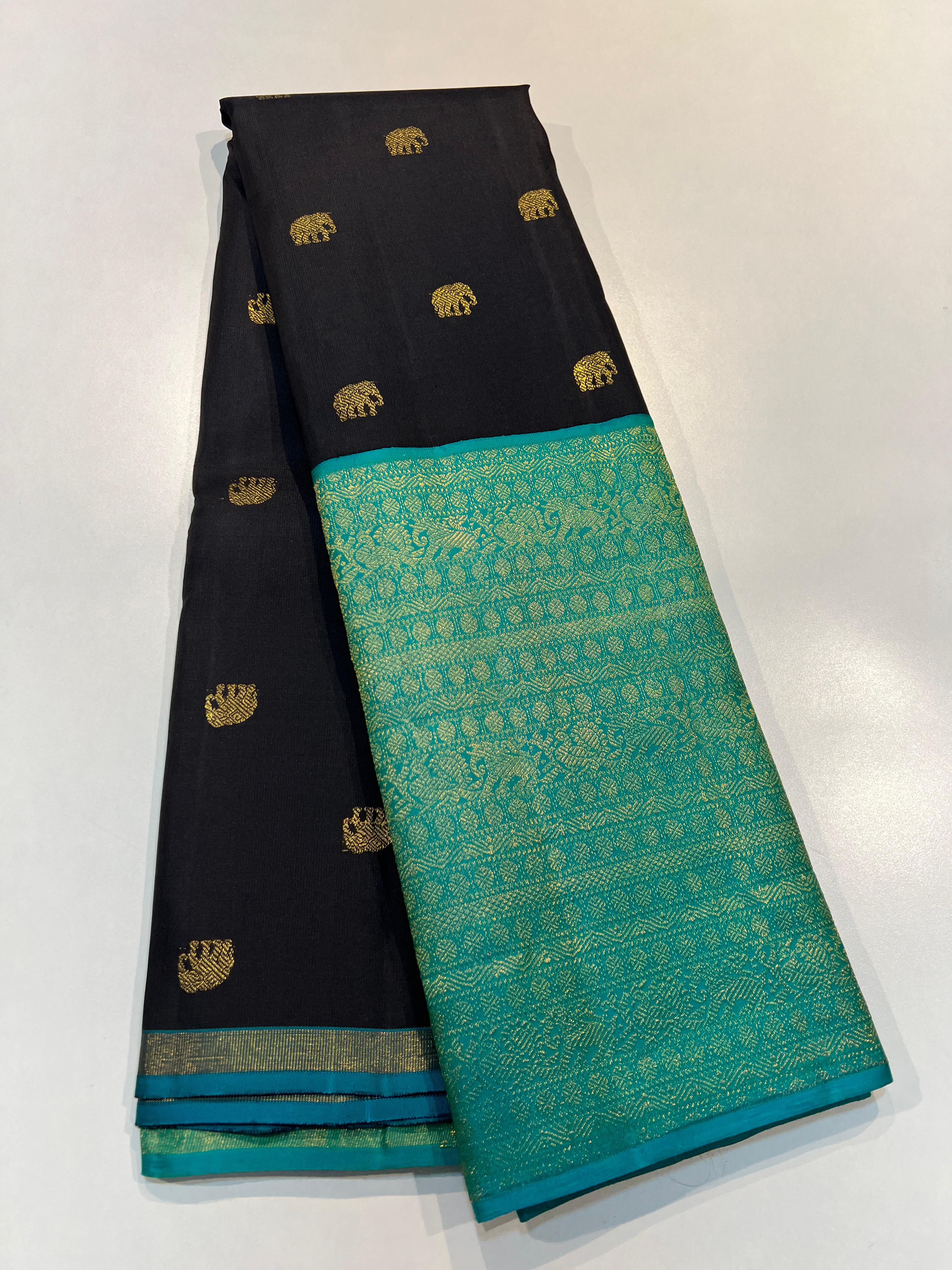 BLACK/TURQUISE GREEN COLOUR  ZARI BORDER COMBITION PURE KANCHI SILK SAREE