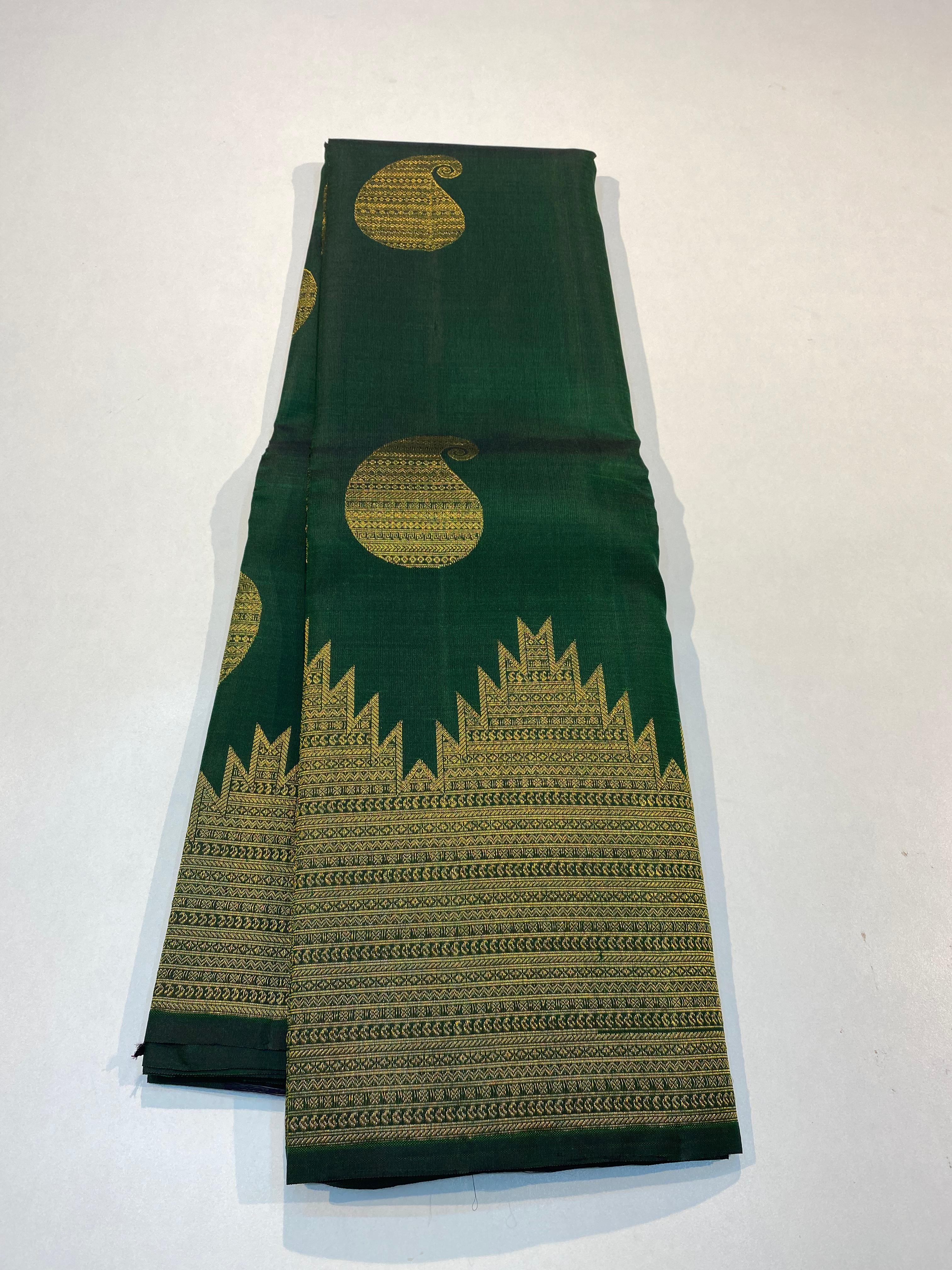 BOTTLE GREEN COLOUR  ZARI BORDER COMBITION PURE KANCHI SILK SAREE (Copy)