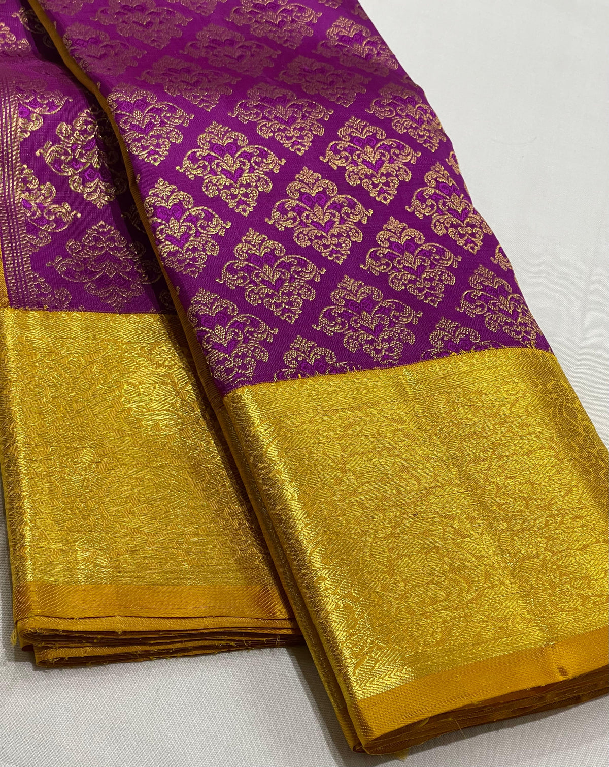 PURPLE/MUSTURD YELLOW COLOUR  ZARI BORDER COMBITION PURE KANCHI SILK SAREE