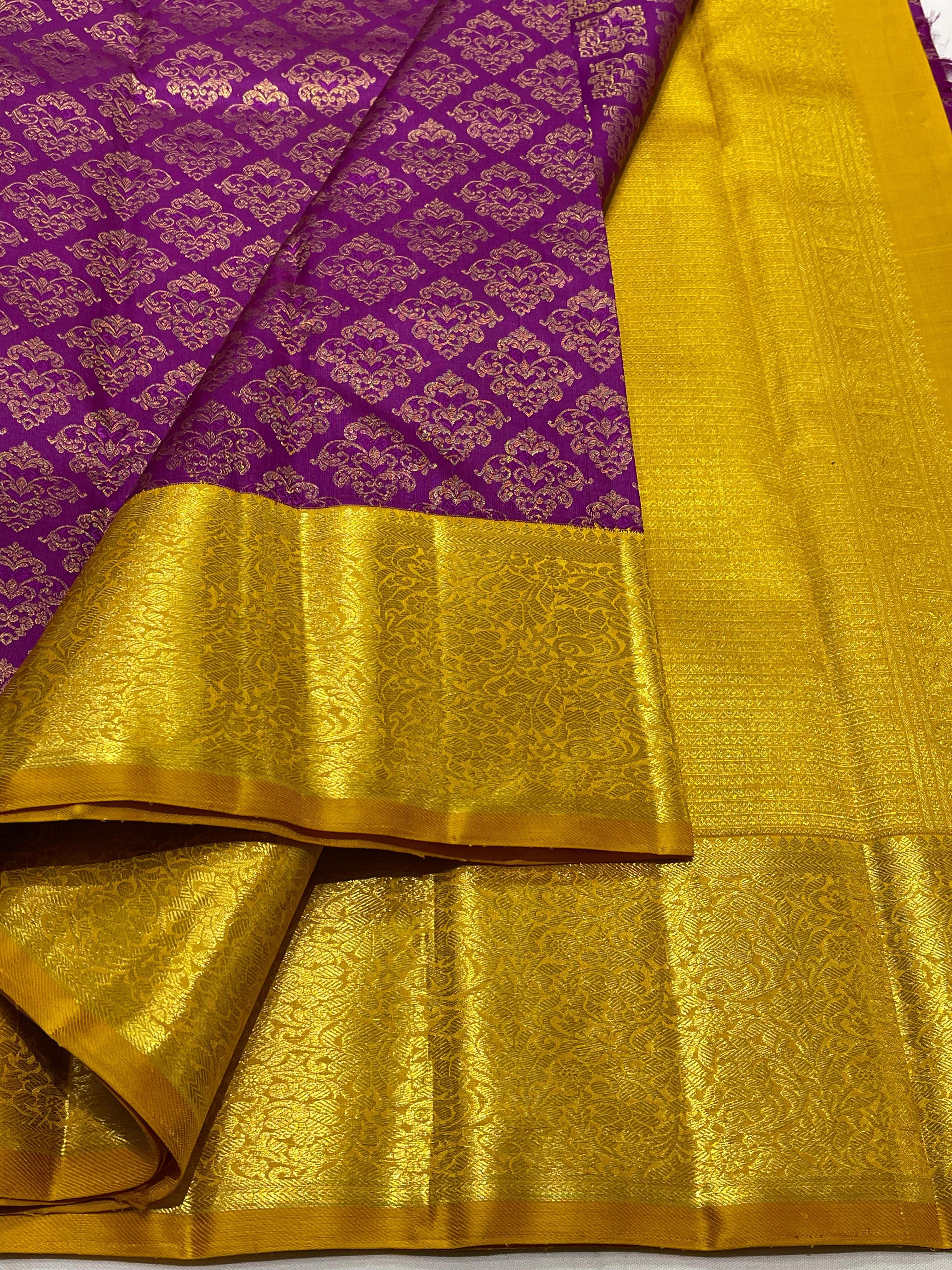 PURPLE/MUSTURD YELLOW COLOUR  ZARI BORDER COMBITION PURE KANCHI SILK SAREE