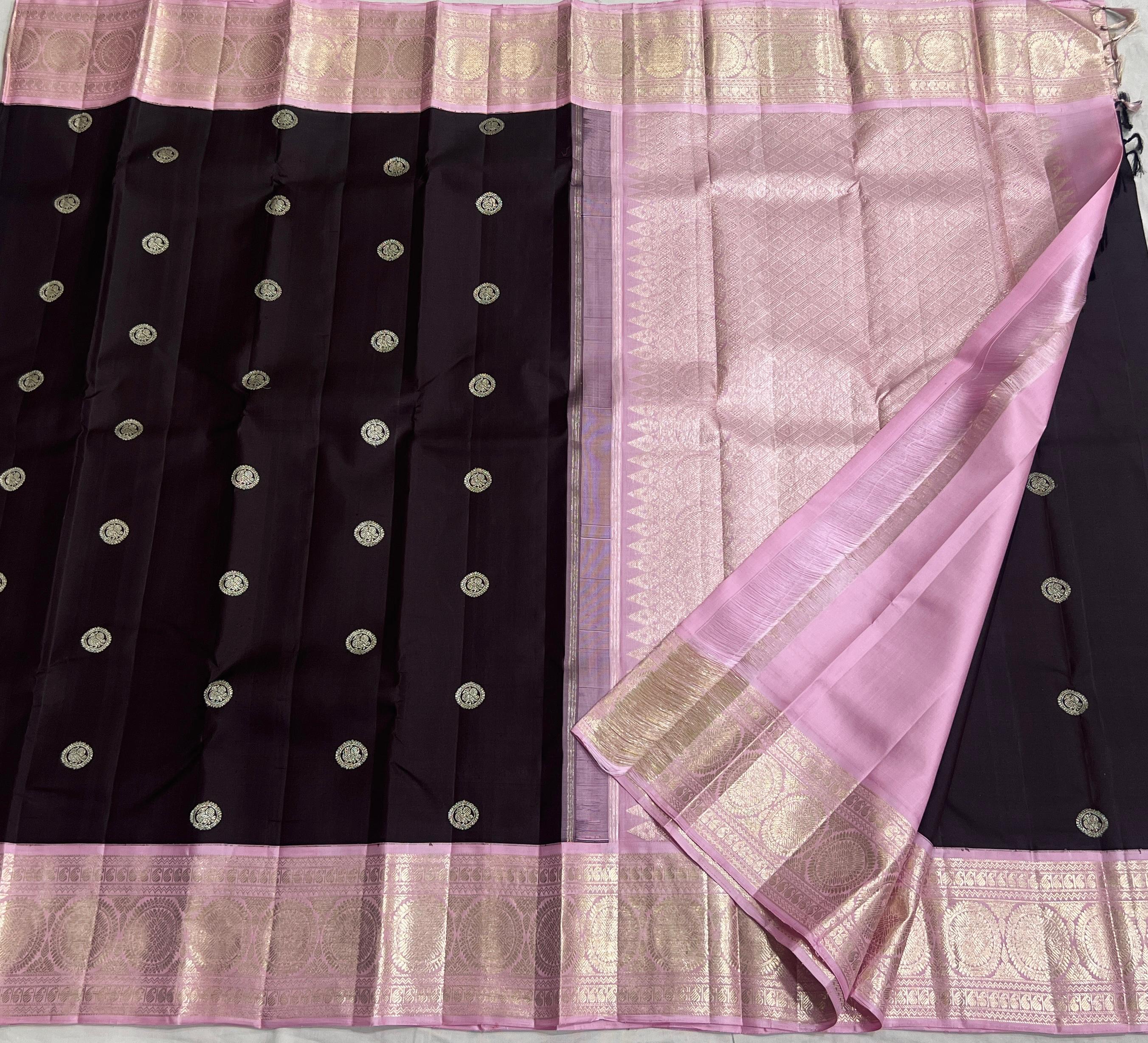 BLACK/LILAC  COLOUR ZARI COMBINITION PURE SILK SAREES