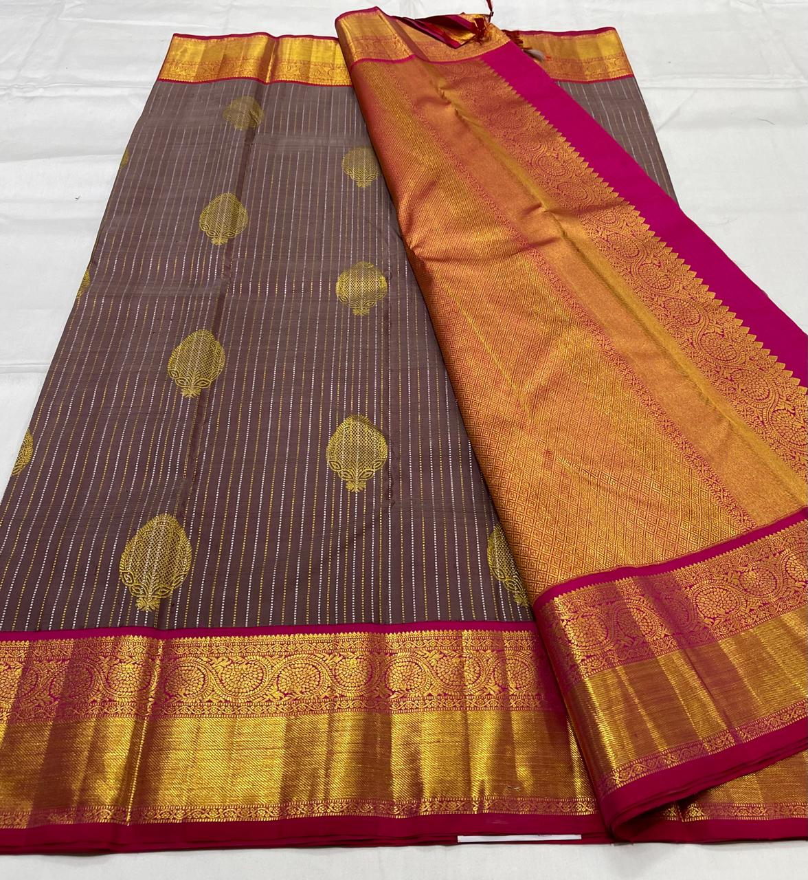 LITE BROWN/PINK  COLOUR ZARI COMBINITION PURE SILK SAREES