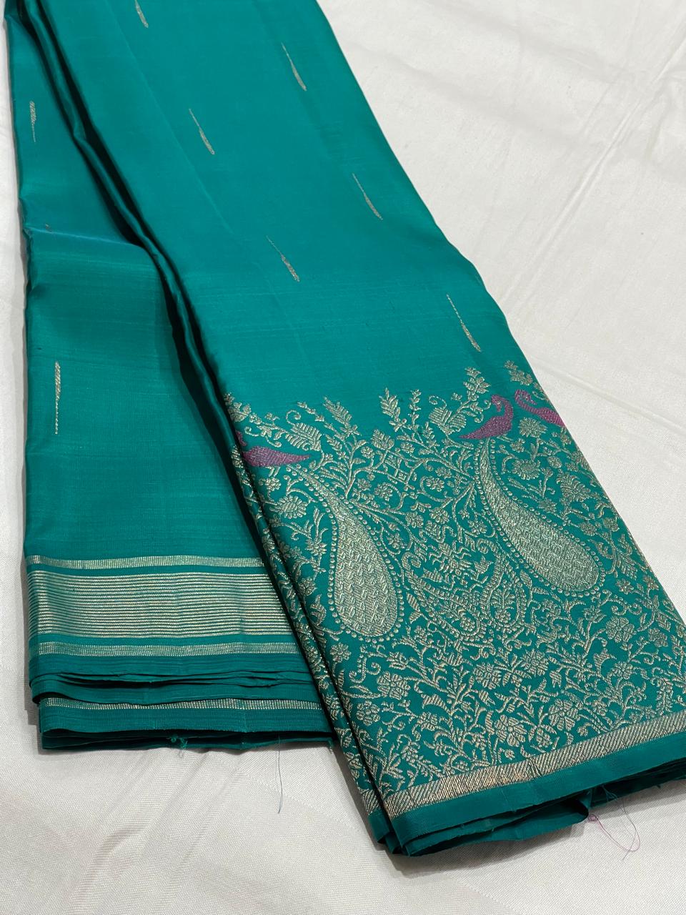 TURQUISE BLUE  COLOUR ZARI COMBINITION PURE SILK SAREES