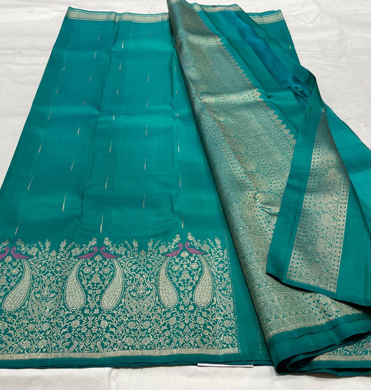 TURQUISE BLUE  COLOUR ZARI COMBINITION PURE SILK SAREES