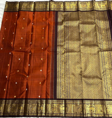 BROWN SAREE\ GOLD COLOUR BORDER SAREE