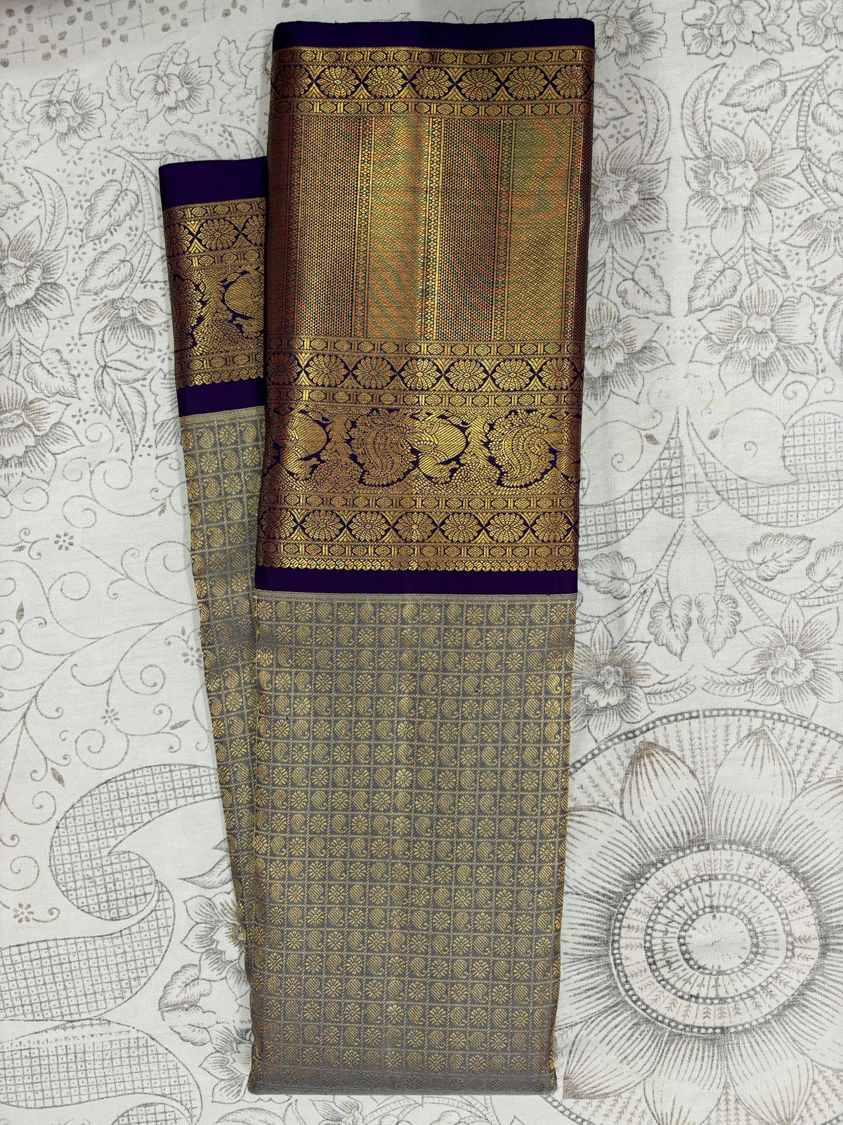 MEDIUM BROWN & GOLDEN PURPLE BORDER GADWAL SILK SAREE