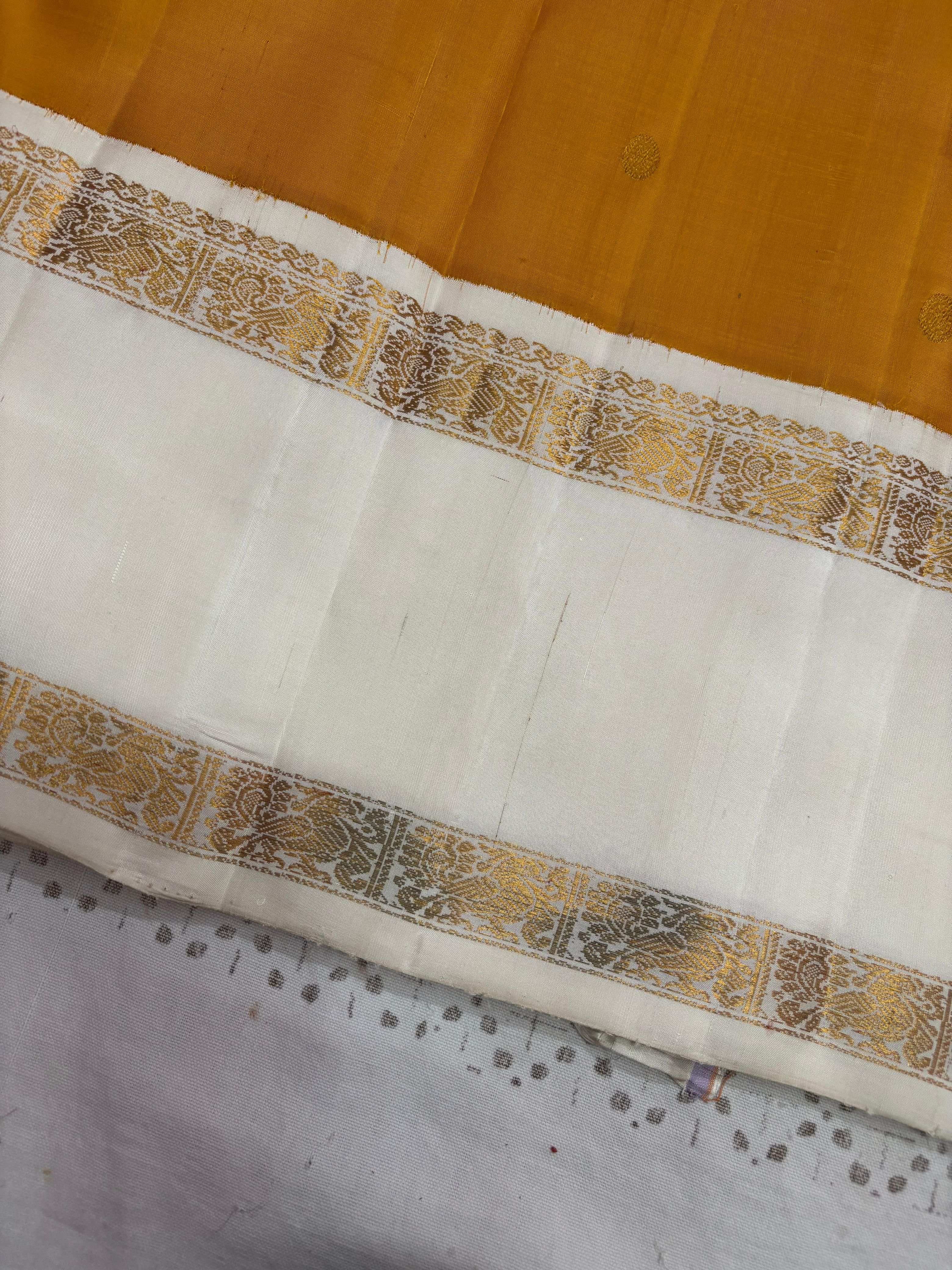 ORANGE & WHITE BORDER GADWAL SILK SAREE