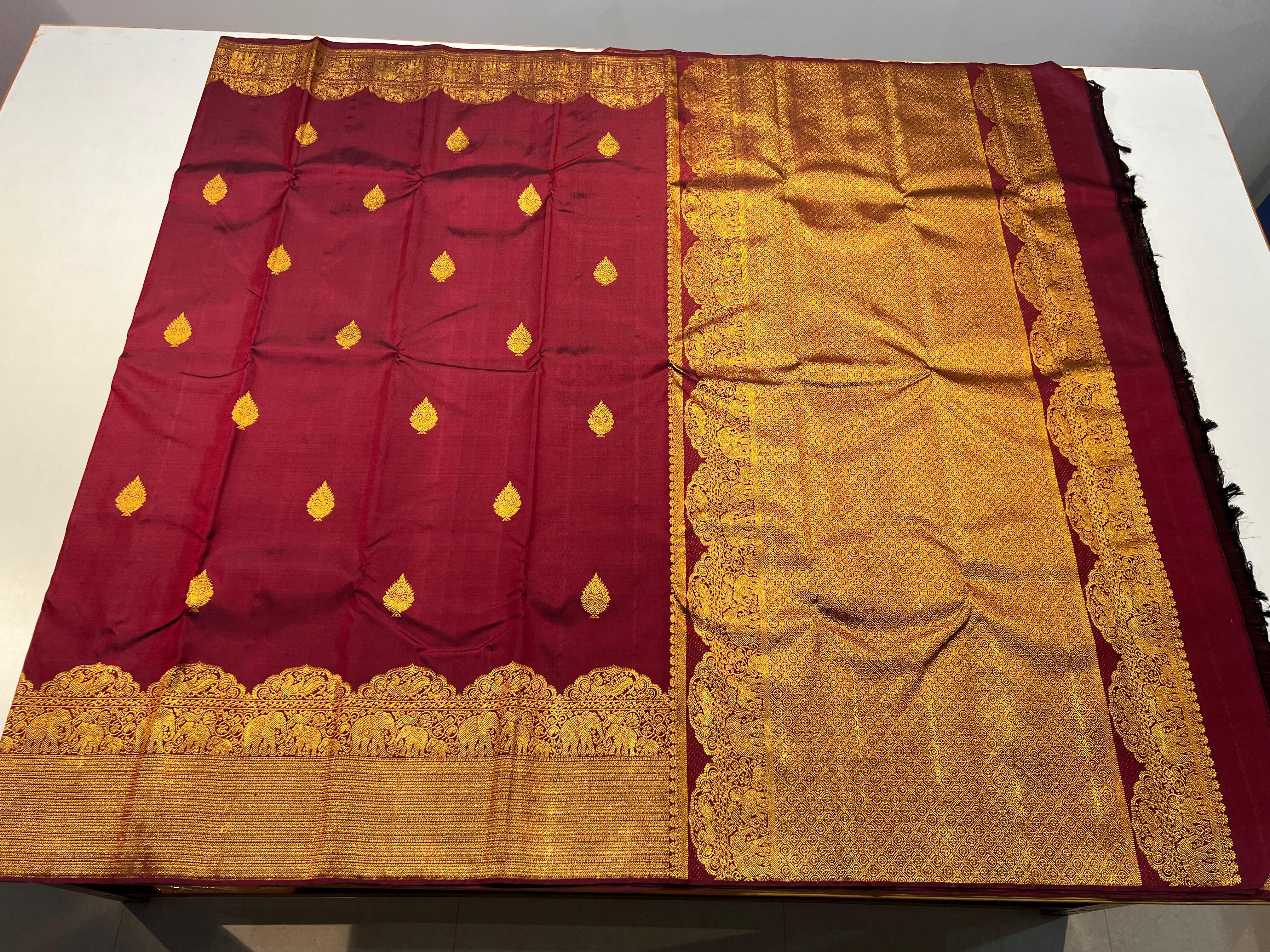 RED COLOUR SAREE & GOLD BORDER ZARI PURE SLIK SAREE