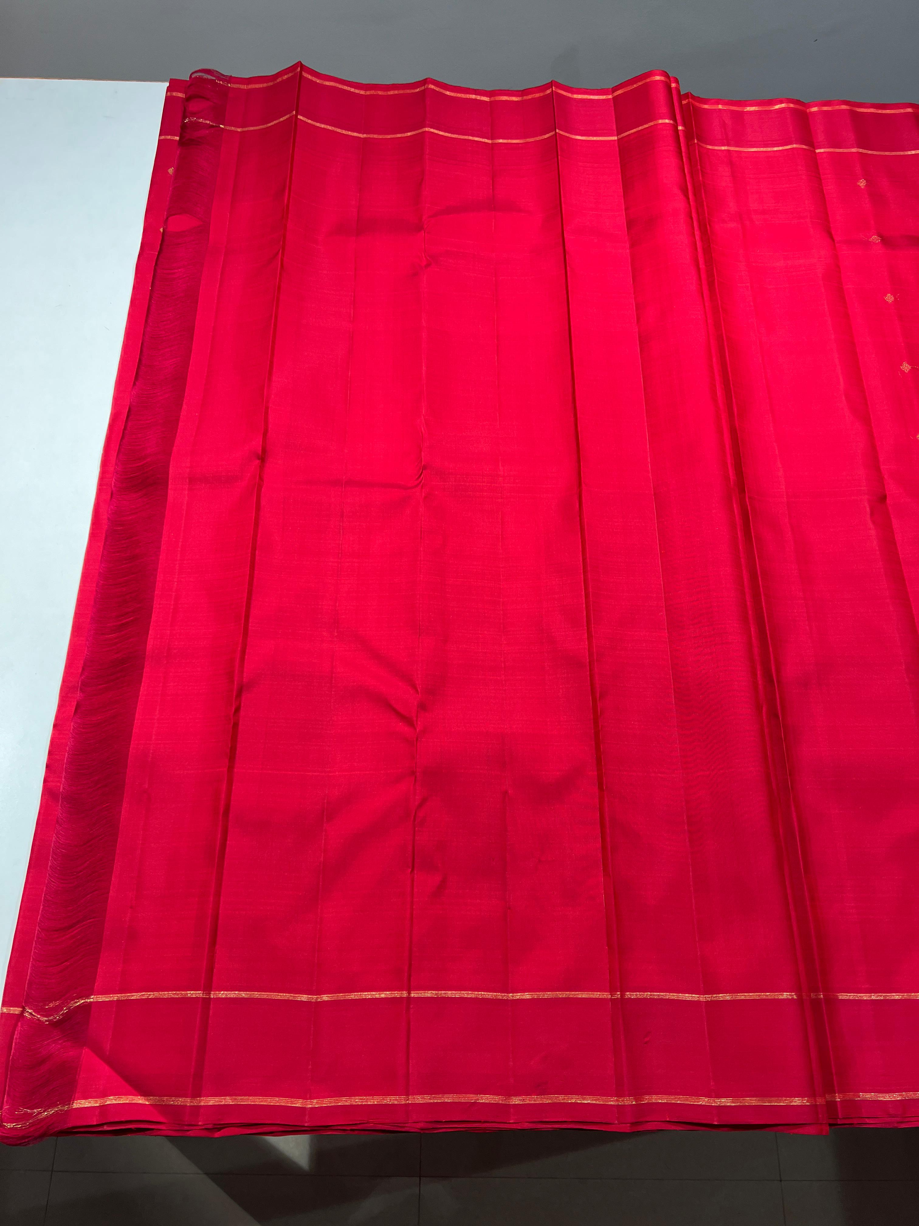 RED COLOUR PLAIN BORDER KANCHIPURAM SILK SAREE