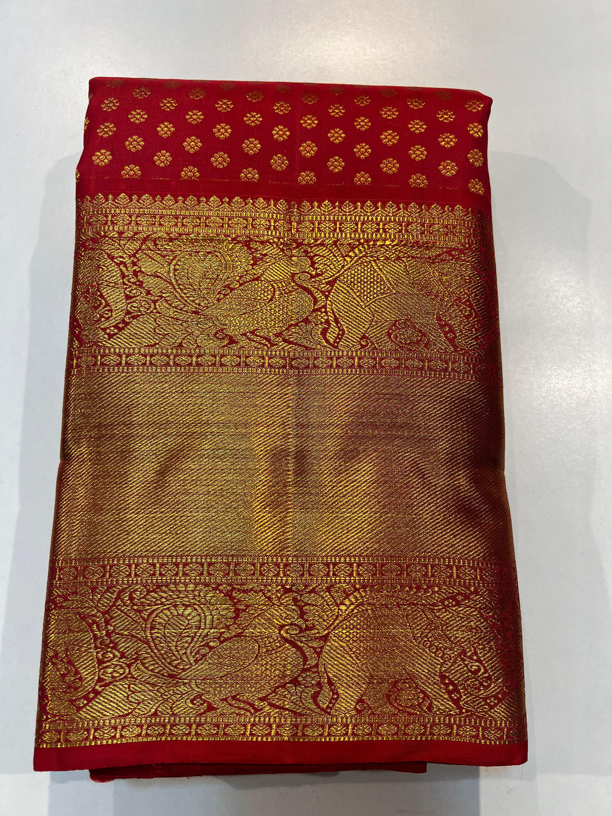 CHILLI RED COLOUR & GOLD BORDER KANCHIPURAM SILK SAREE